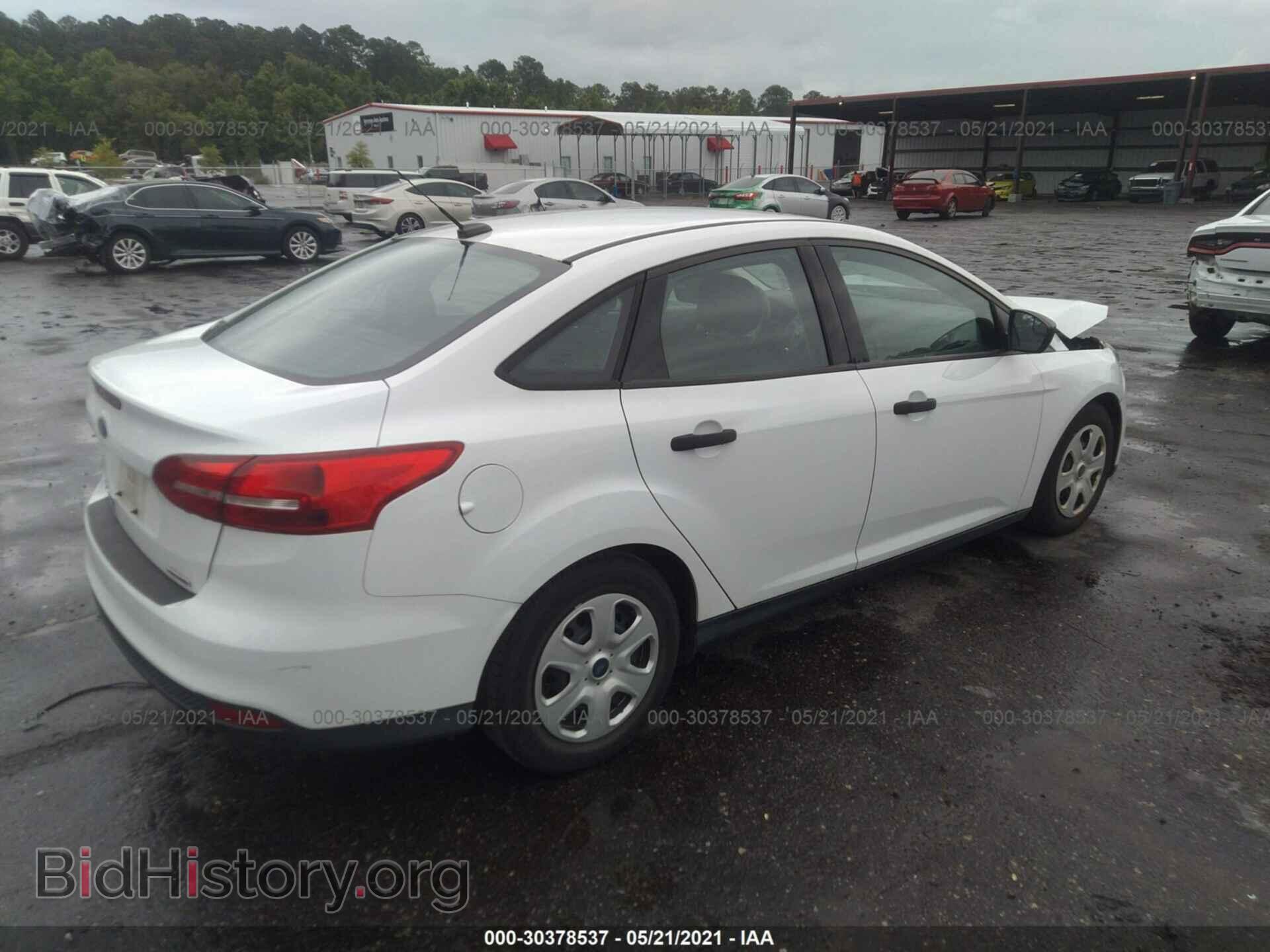 2016 FORD FOCUS - VIN: 1FADP3E28GL389882 - Photo 4