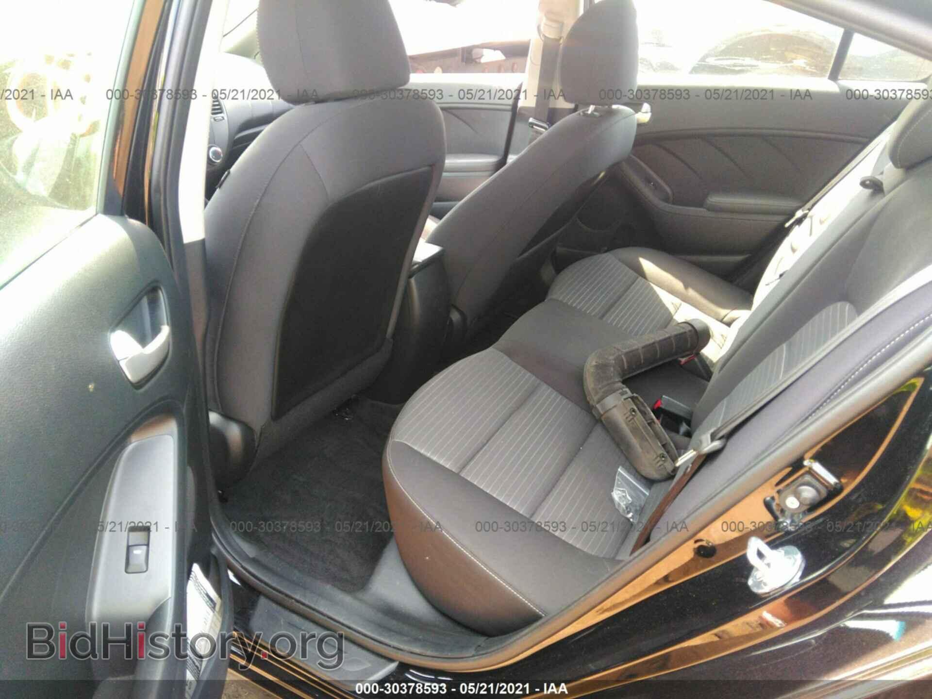 2017 KIA FORTE - VIN: 3KPFL4A77HE123169 - Фото 8