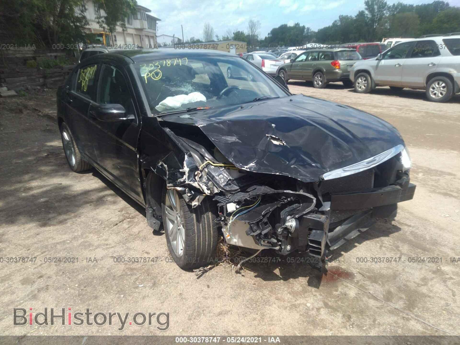 2013 CHRYSLER 200 - VIN: 1C3CCBAB1DN698650 - Фото 6