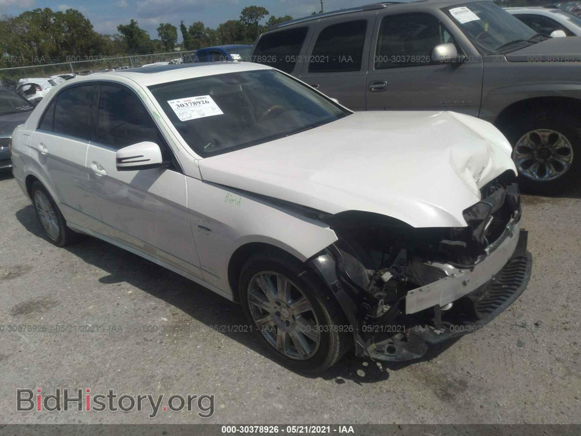 Photo WDDHF5KB8CA565128 - MERCEDES-BENZ E-CLASS 2012