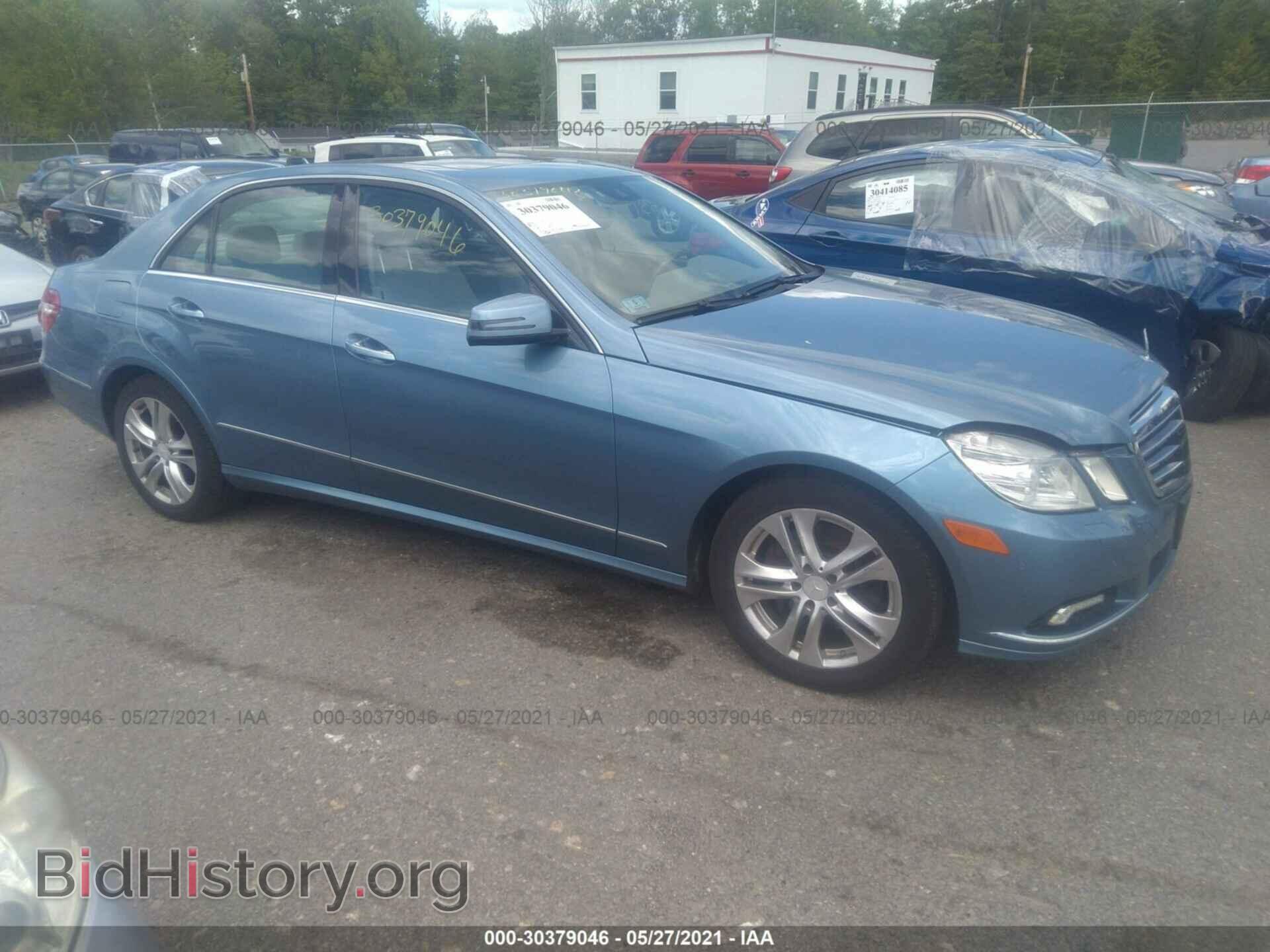 Photo WDDHF8HB6AA093288 - MERCEDES-BENZ E-CLASS 2010