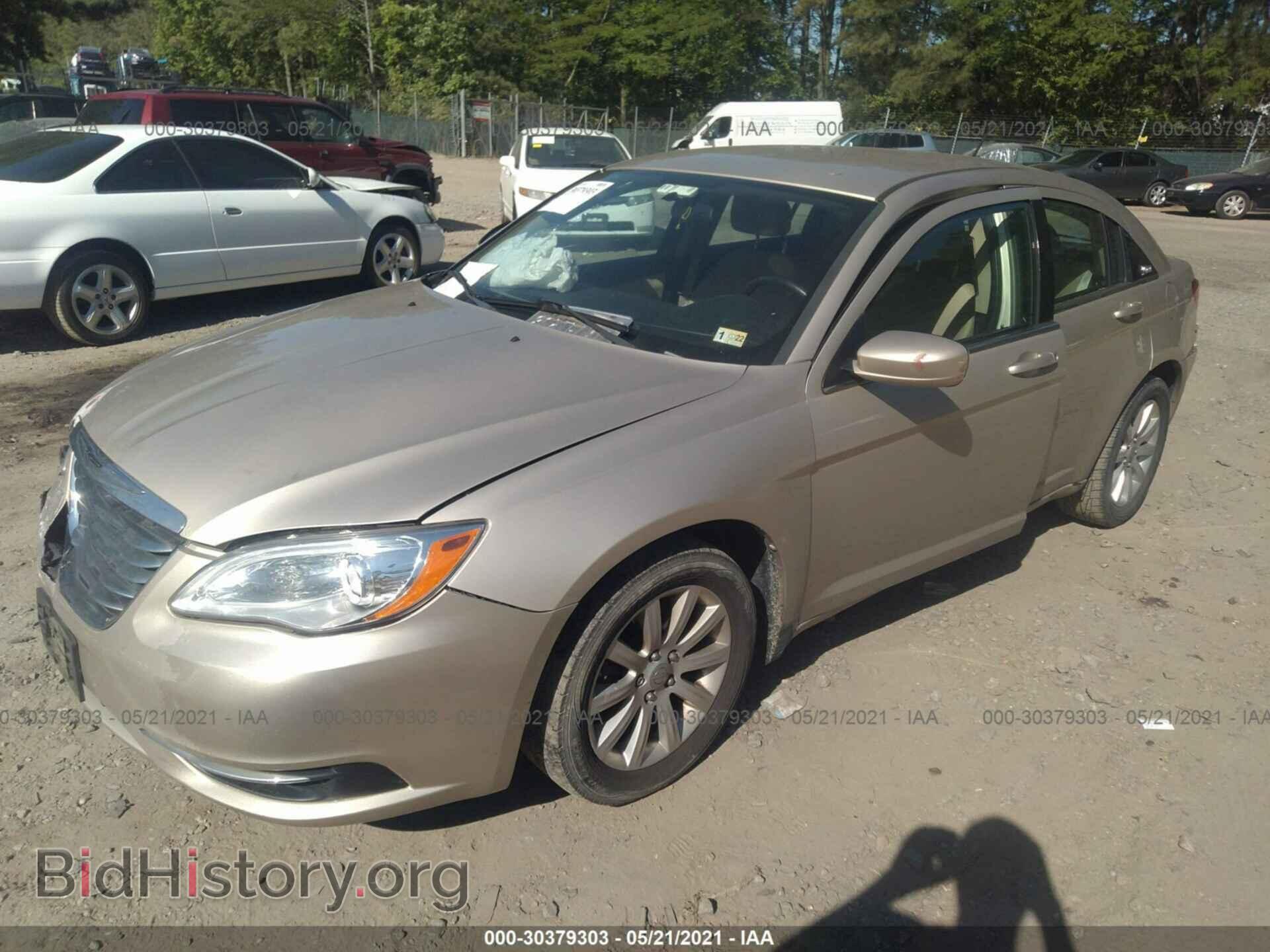 2013 CHRYSLER 200 - VIN: 1C3CCBBB2DN699143 - Photo 2