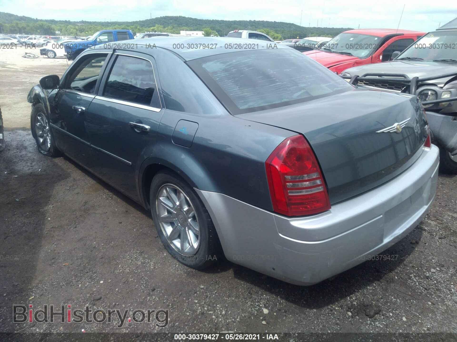 2006 CHRYSLER 300 - VIN: 2C3KA63H46H110374 - Фото 3