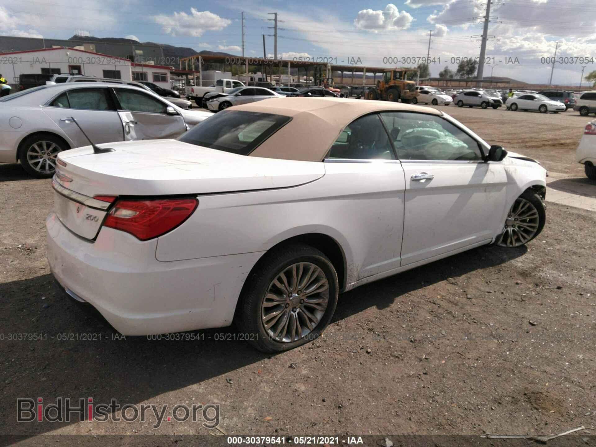 2013 CHRYSLER 200 - VIN: 1C3BCBFG5DN506484 - Photo 4