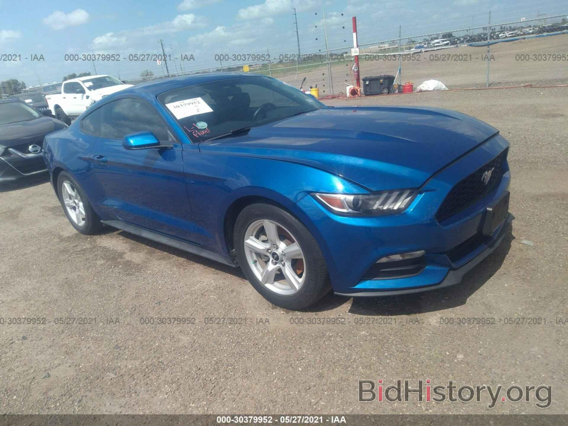 Photo 1FA6P8AMXH5209756 - FORD MUSTANG 2017