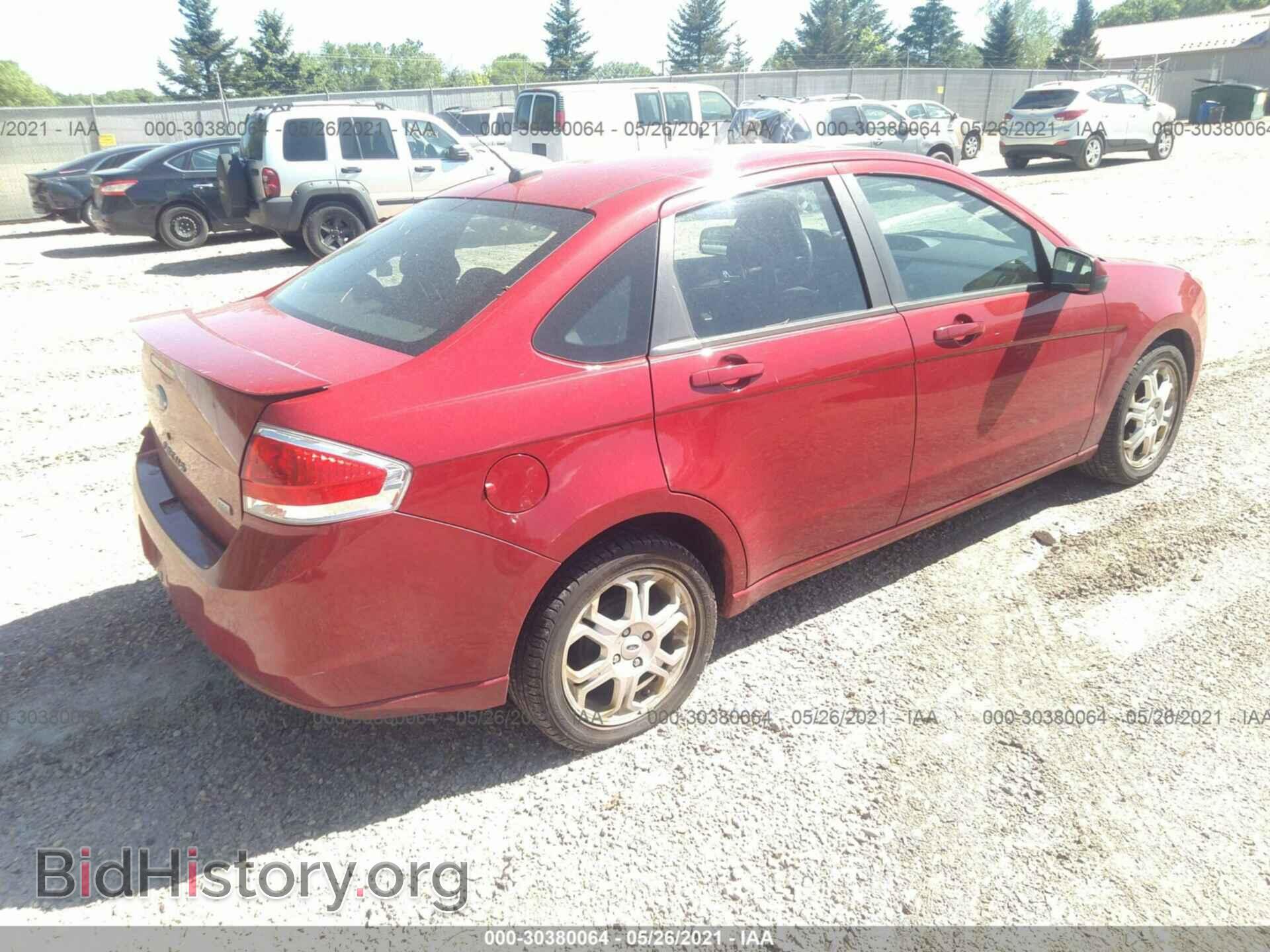 2009 FORD FOCUS - VIN: 1FAHP36N89W243770 - Photo 4