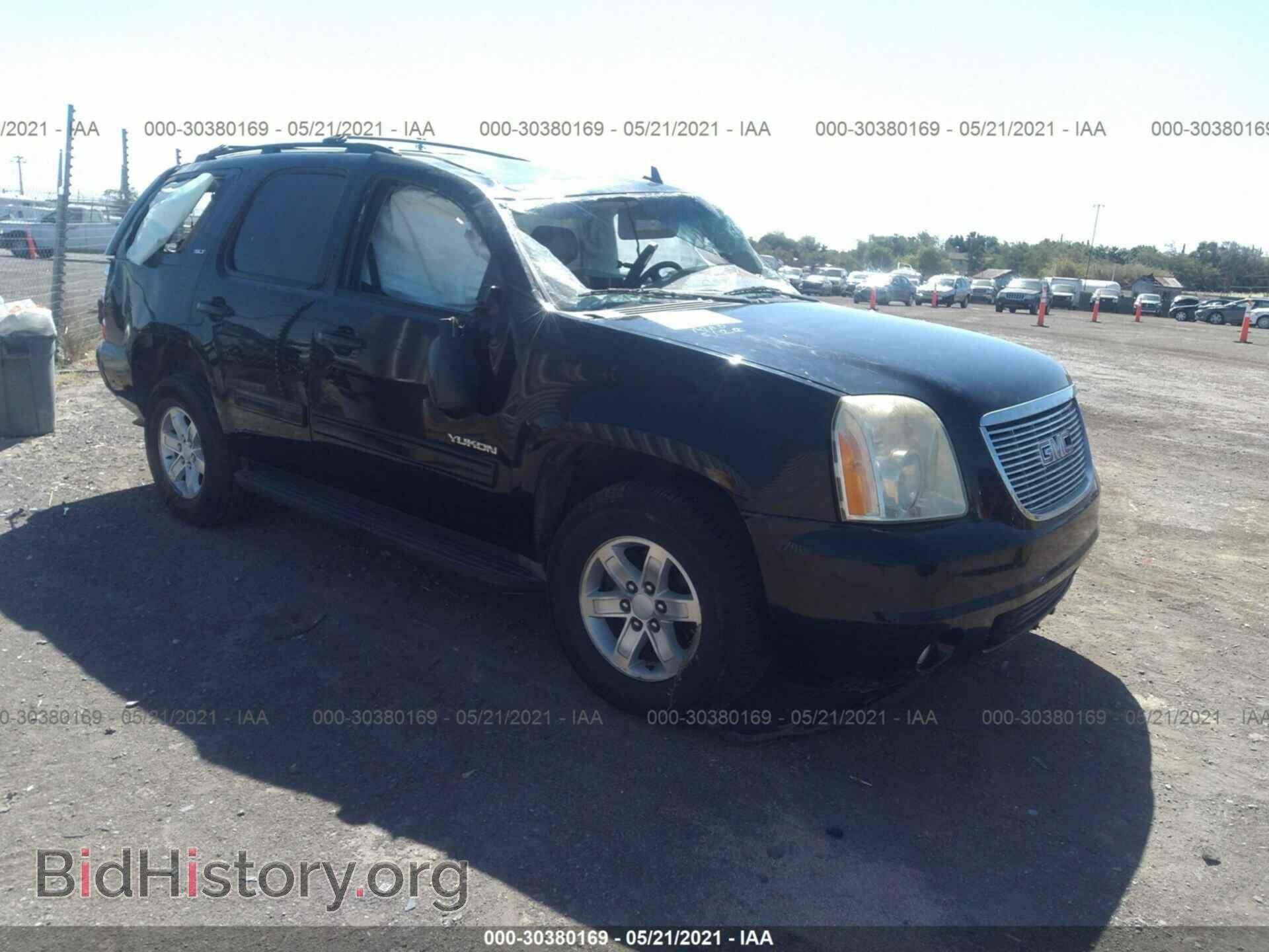 Photo 1GKS1CE03BR230182 - GMC YUKON 2011