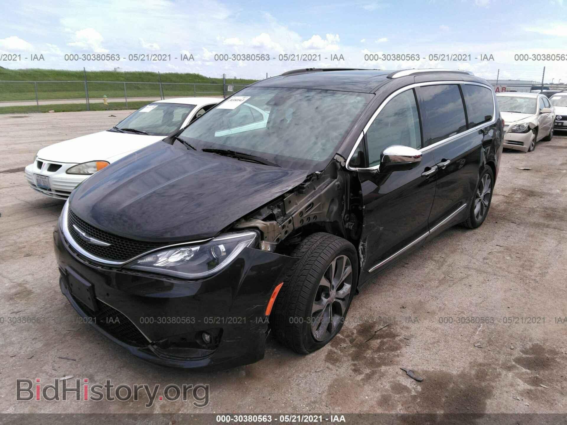 2017 CHRYSLER PACIFICA - VIN: 2C4RC1GG9HR544327 - Photo 2