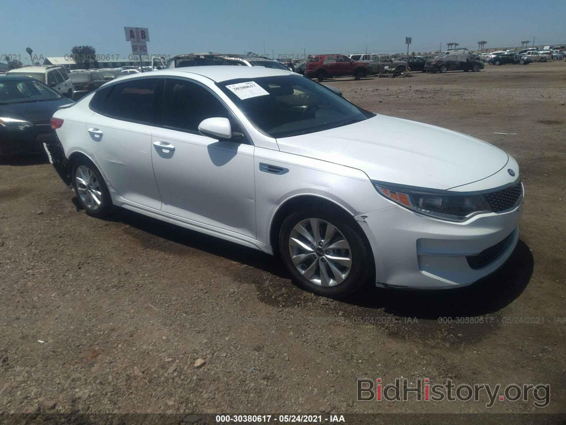 Photo 5XXGU4L30JG256333 - KIA OPTIMA 2018