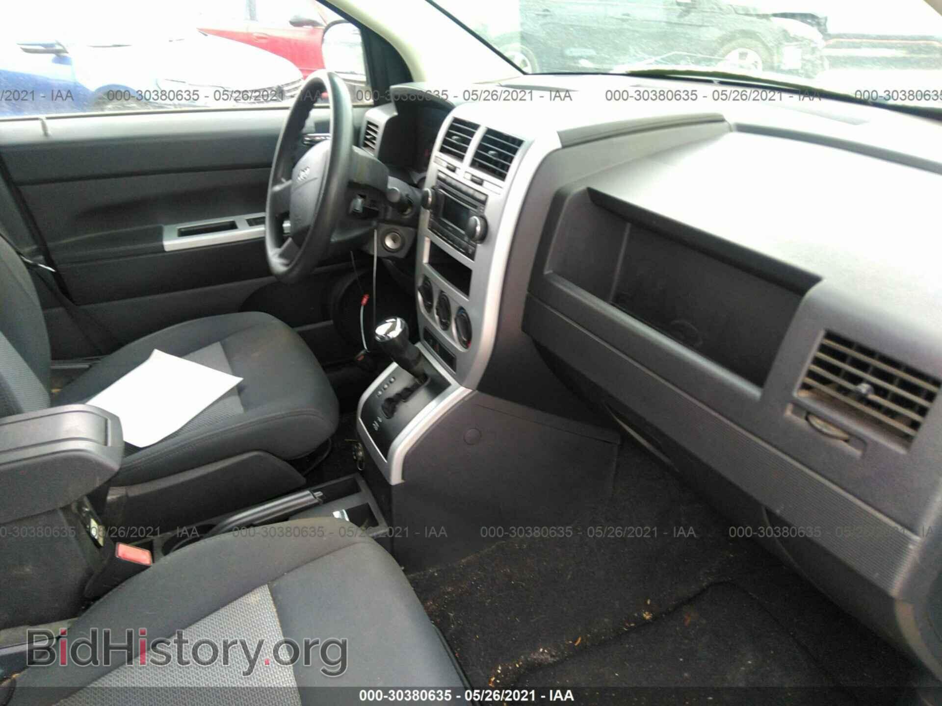 2008 JEEP COMPASS - VIN: 1J8FF47W88D696713 - Фото 5