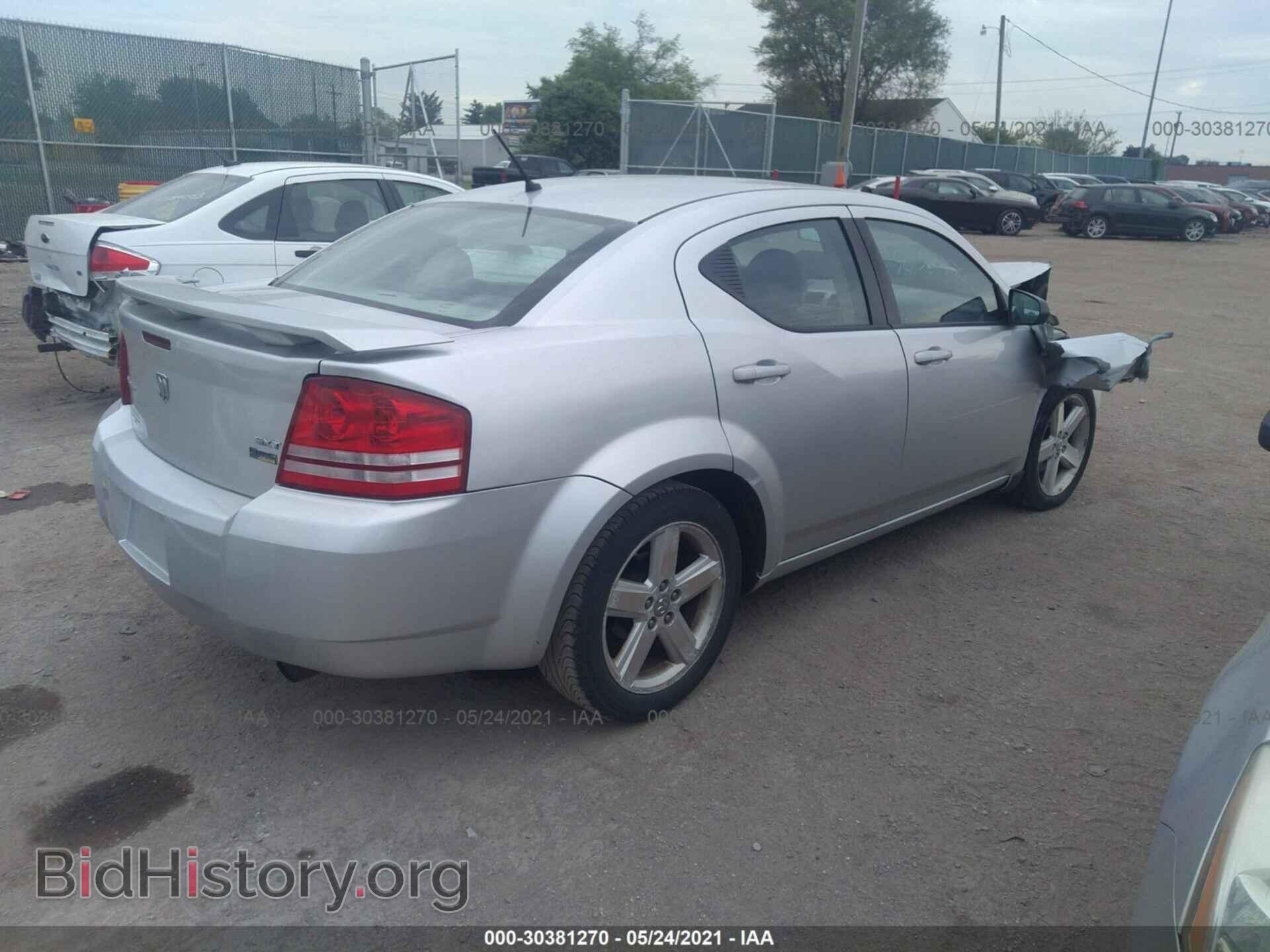 2008 DODGE AVENGER - VIN: 1B3LC56RX8N607241 - Photo 4