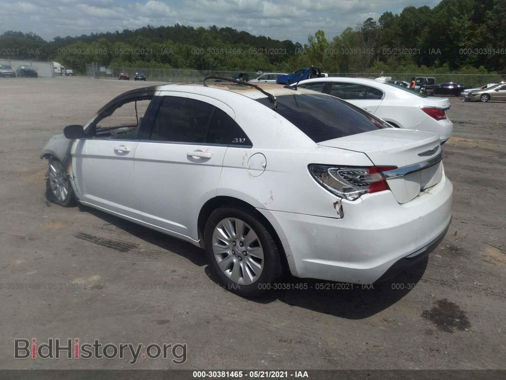 2013 CHRYSLER 200 - VIN: 1C3CCBAB2DN686121 - Фото 3