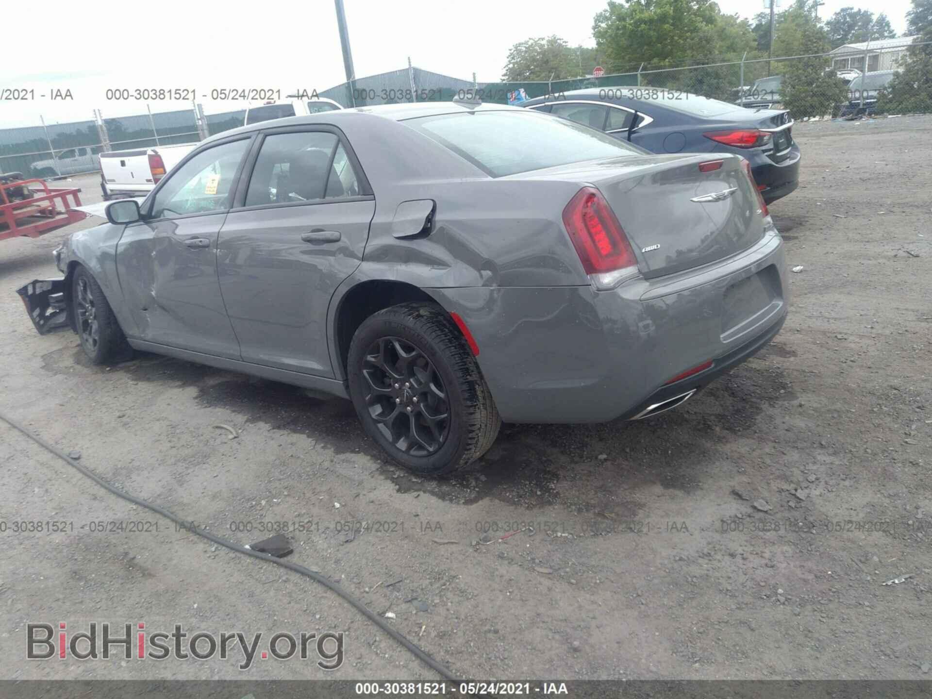 2019 CHRYSLER 300 - VIN: 2C3CCARG3KH569177 - Фото 3