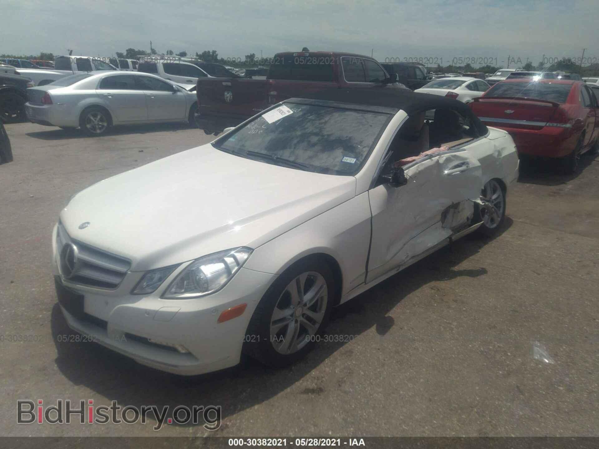 2011 MERCEDES-BENZ E-CLASS - VIN: WDDKK5GF3BF073086 - Фото 2