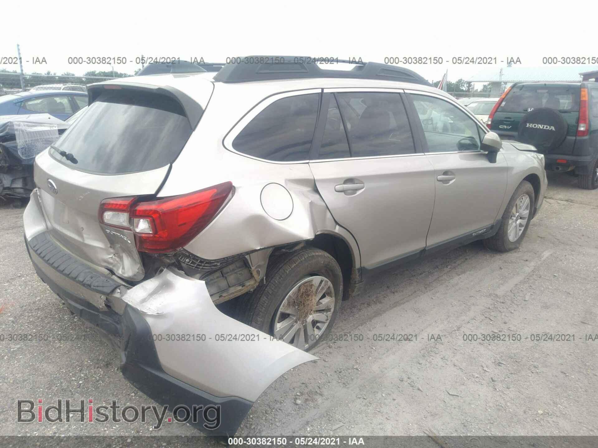 2019 SUBARU OUTBACK - VIN: 4S4BSAFC1K3226166 - Фото 4