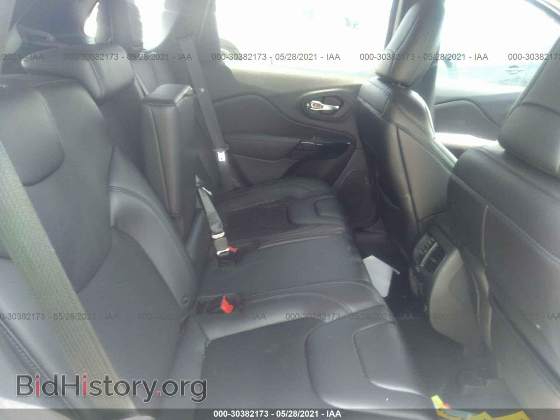 2019 JEEP CHEROKEE - VIN: 1C4PJLLB0KD455601 - Фото 8