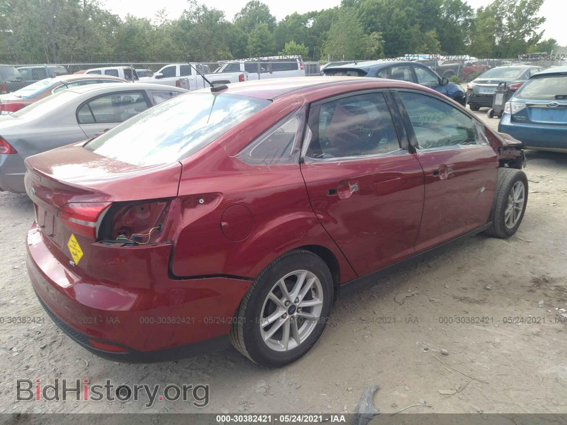 2016 FORD FOCUS - VIN: 1FADP3F2XGL228285 - Фото 4