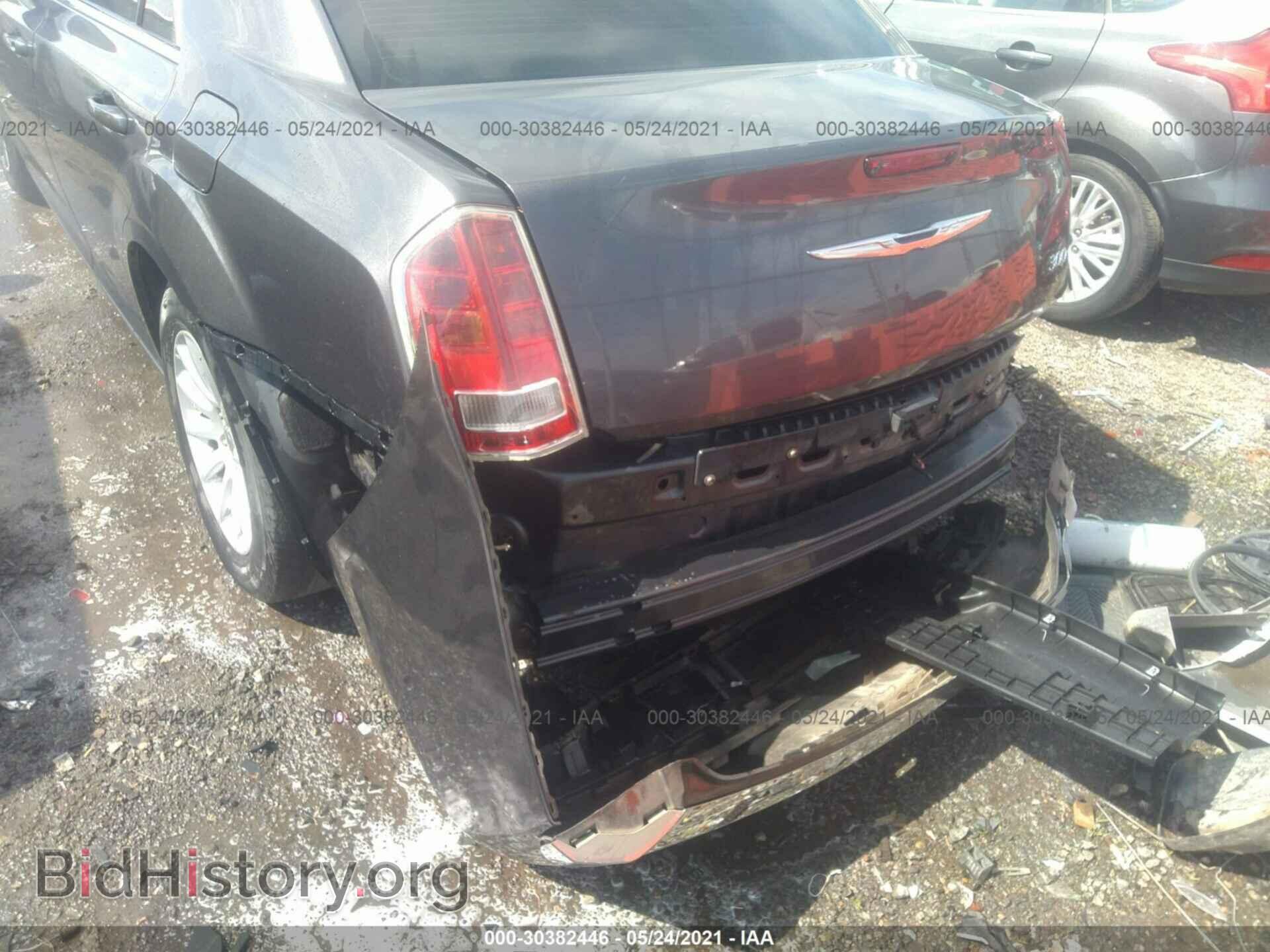 2013 CHRYSLER 300 - VIN: 2C3CCAAG3DH723112 - Фото 6