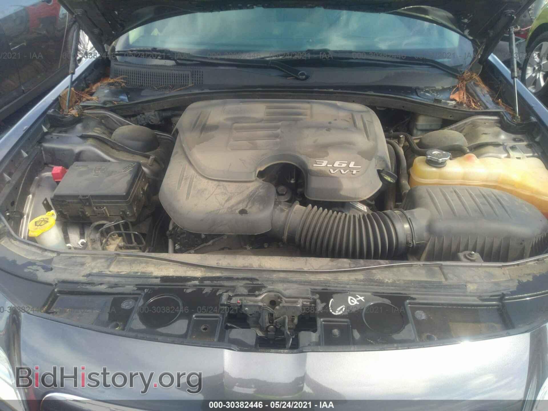 2013 CHRYSLER 300 - VIN: 2C3CCAAG3DH723112 - Фото 10