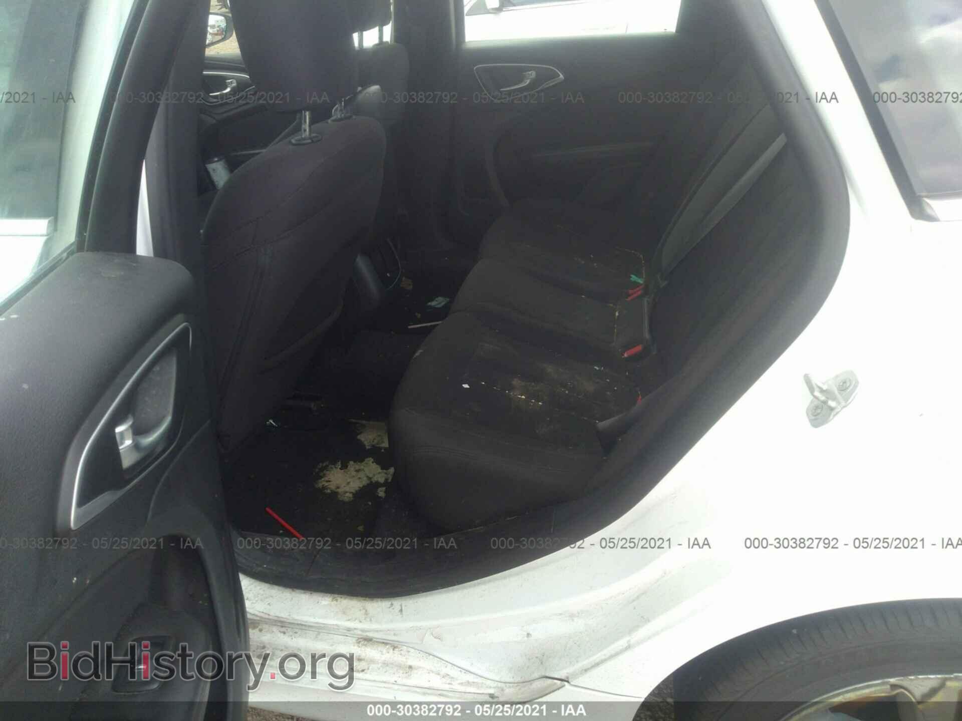 2015 CHRYSLER 200 - VIN: 1C3CCCAB9FN606984 - Фото 8