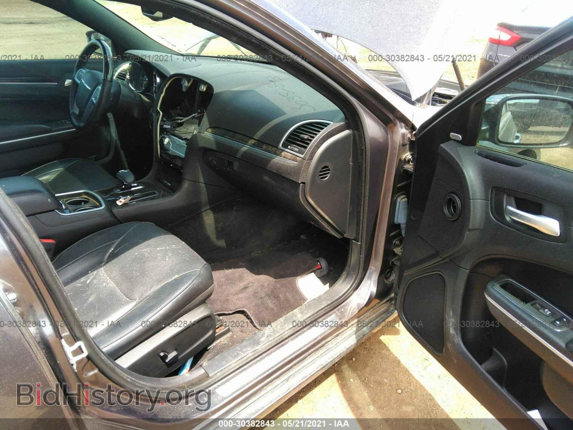 2014 CHRYSLER 300 - VIN: 2C3CCAEG5EH264726 - Фото 5