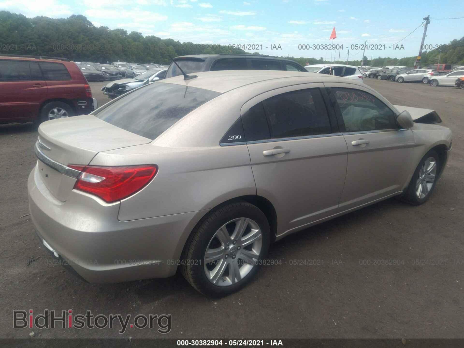 2013 CHRYSLER 200 - VIN: 1C3CCBBB8DN603192 - Фото 4