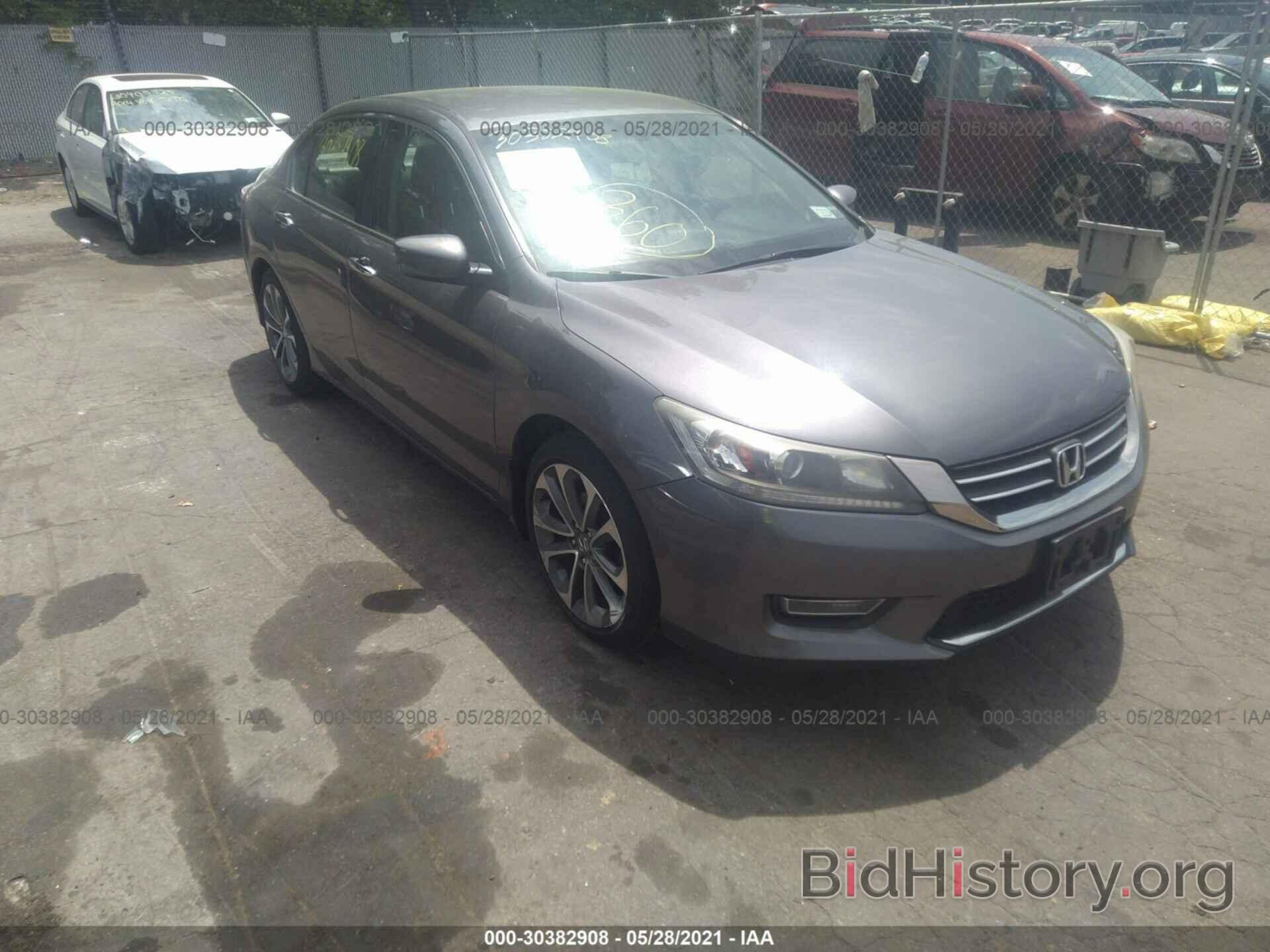 Photo 1HGCR2F57DA174974 - HONDA ACCORD SDN 2013