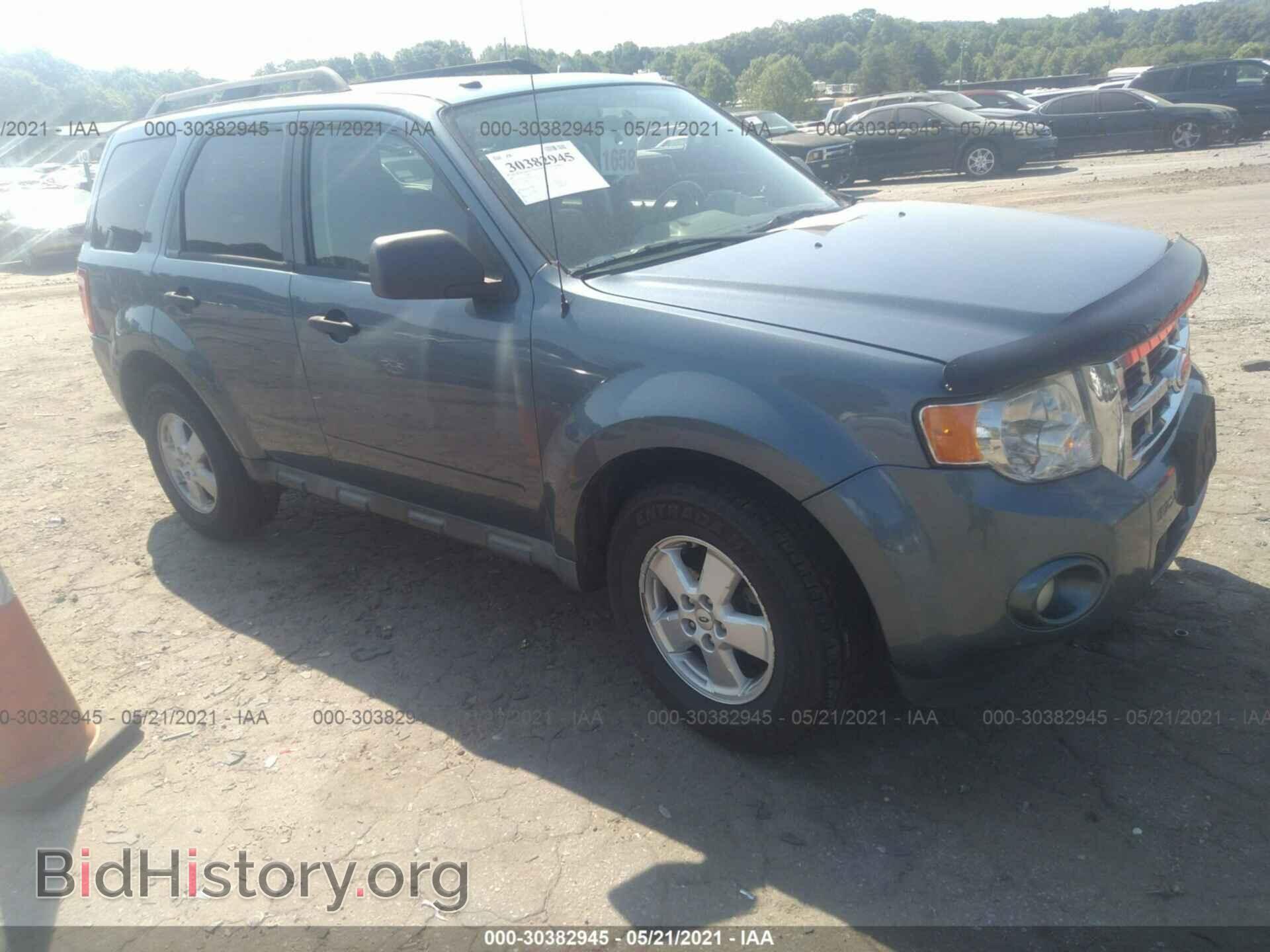 Фотография 1FMCU0D76BKC60298 - FORD ESCAPE 2011