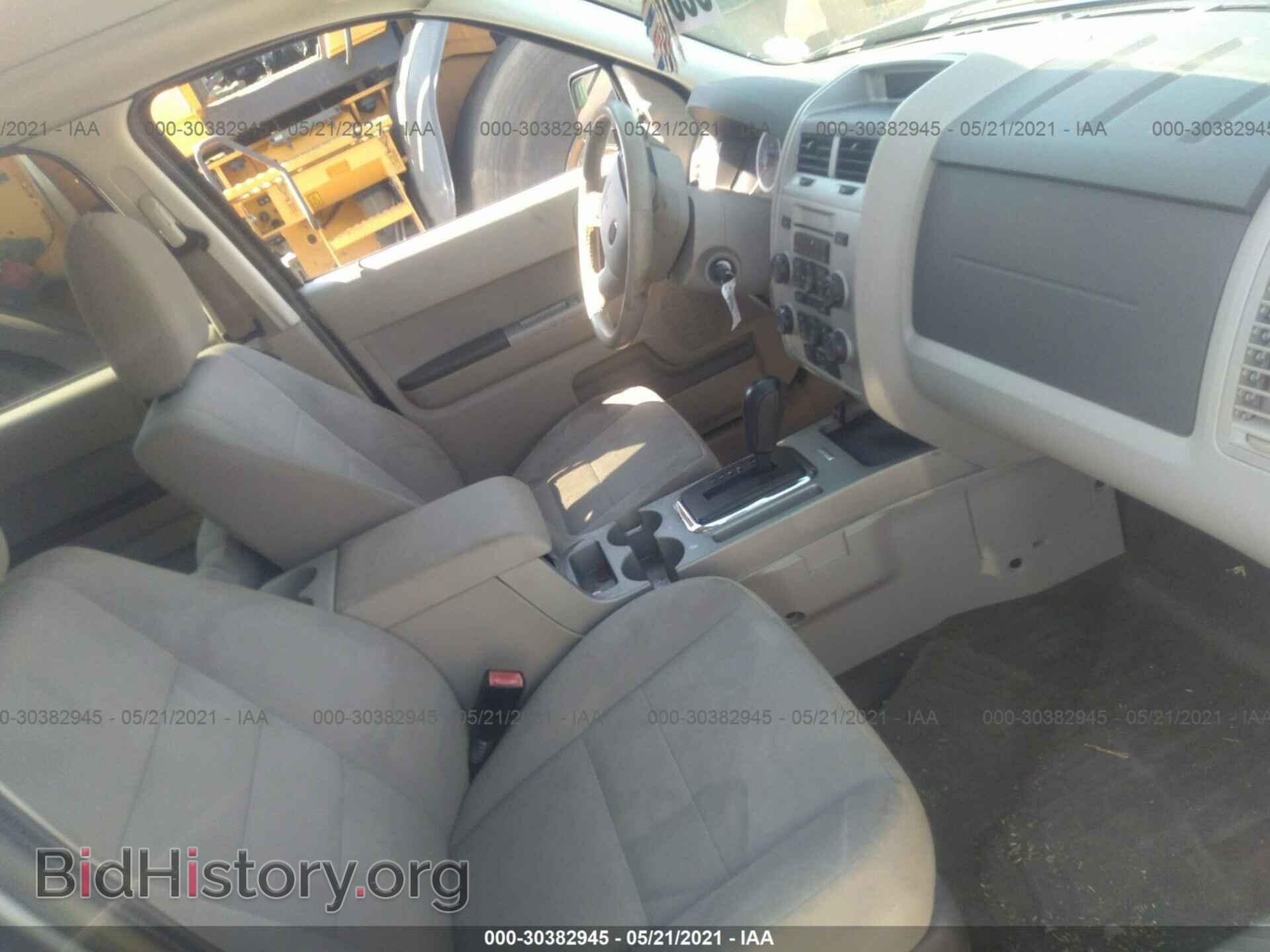 2011 FORD ESCAPE - VIN: 1FMCU0D76BKC60298 - Фото 5