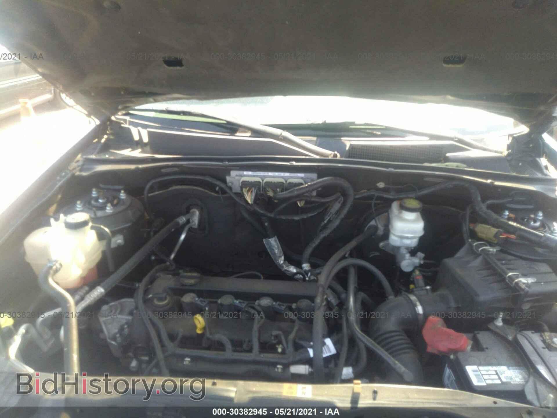 2011 FORD ESCAPE - VIN: 1FMCU0D76BKC60298 - Фото 10