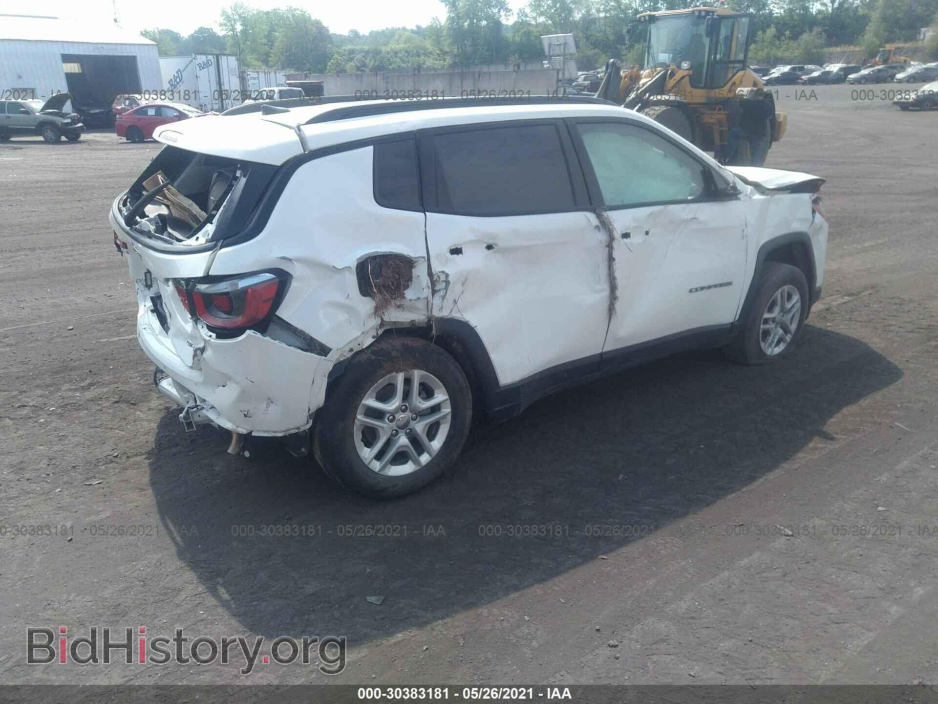 2018 JEEP COMPASS - VIN: 3C4NJCAB4JT411121 - Фото 4