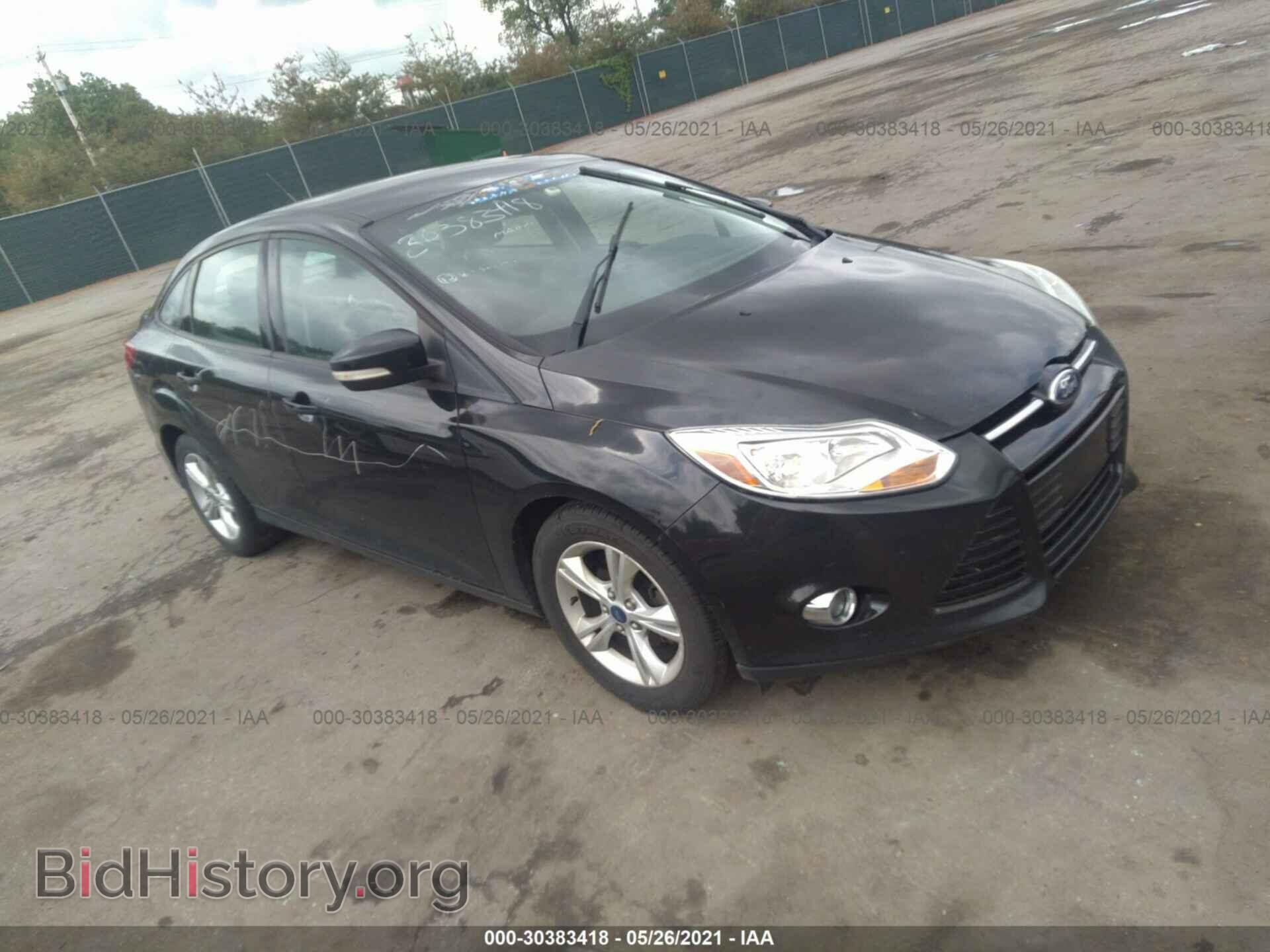 Photo 1FAHP3F29CL320323 - FORD FOCUS 2012