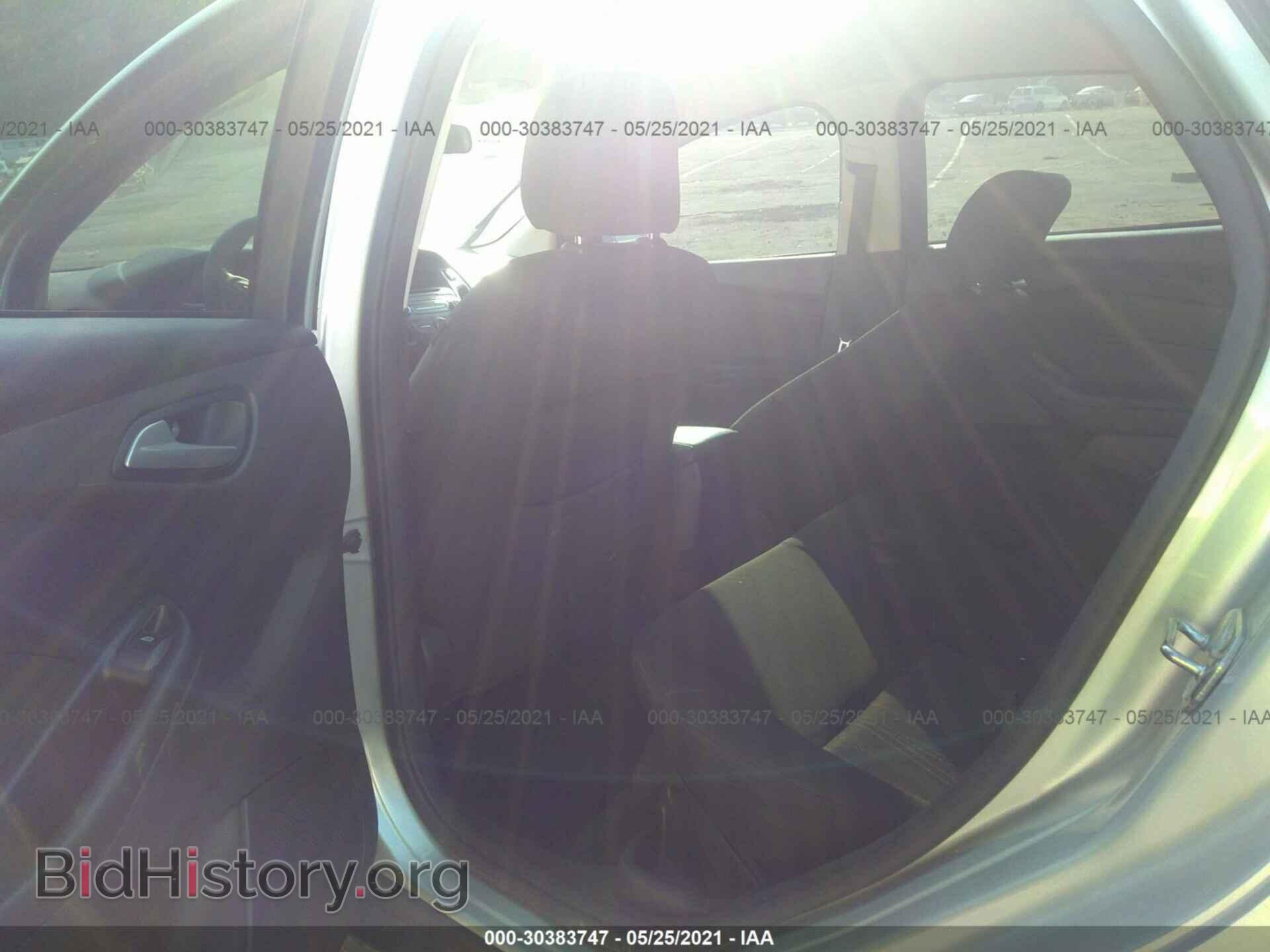 2015 FORD FOCUS - VIN: 1FADP3F21FL203127 - Фото 8