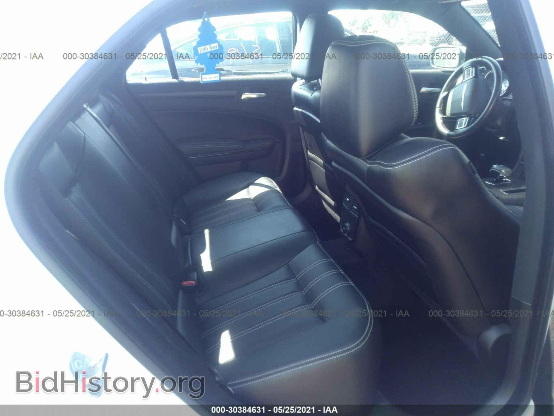 2014 CHRYSLER 300 - VIN: 2C3CCAGGXEH273497 - Photo 8