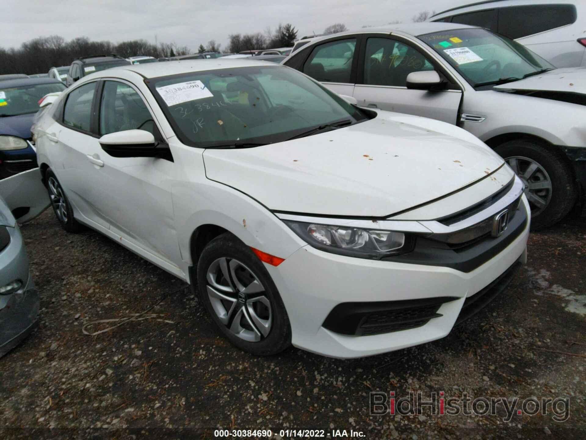 Photo 19XFC2F55JE017546 - HONDA CIVIC SEDAN 2018