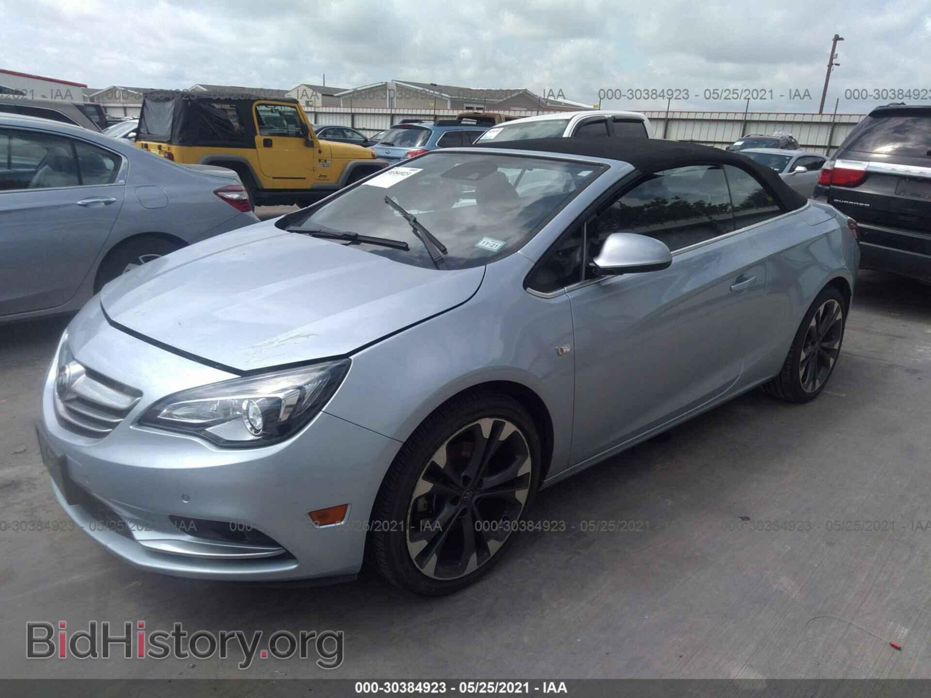 2016 BUICK CASCADA - VIN: W04WT3N59GG145010 - Photo 2