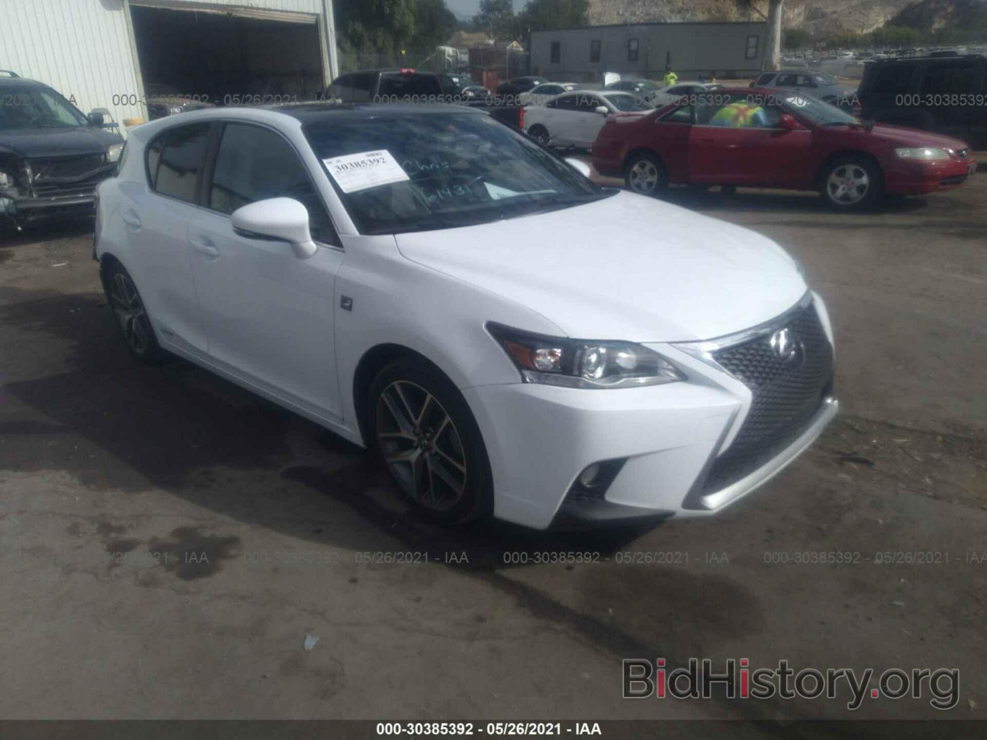 Photo JTHKD5BHXE2180689 - LEXUS CT 200H 2014