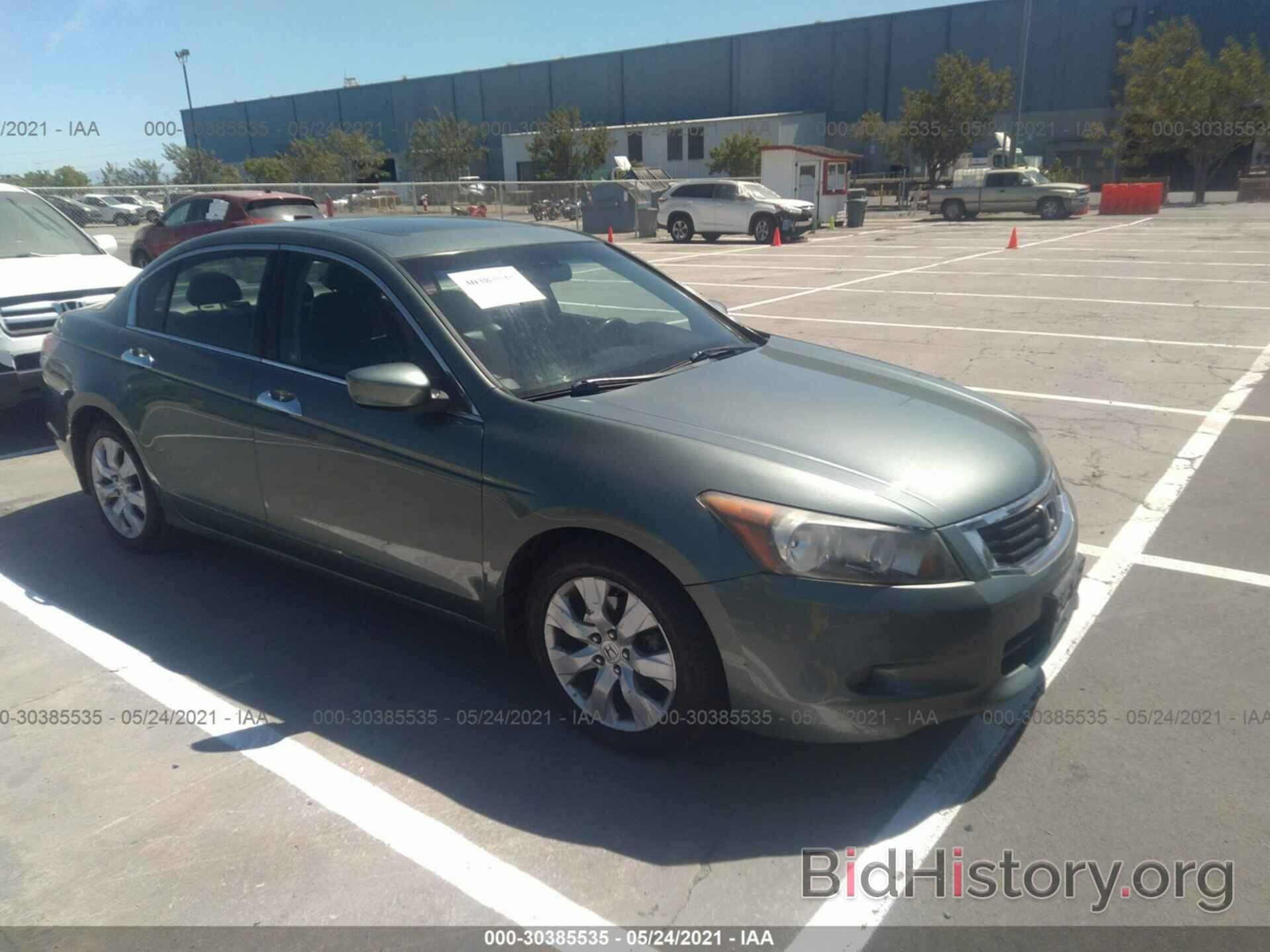 Photo 1HGCP3F87AA023392 - HONDA ACCORD SDN 2010