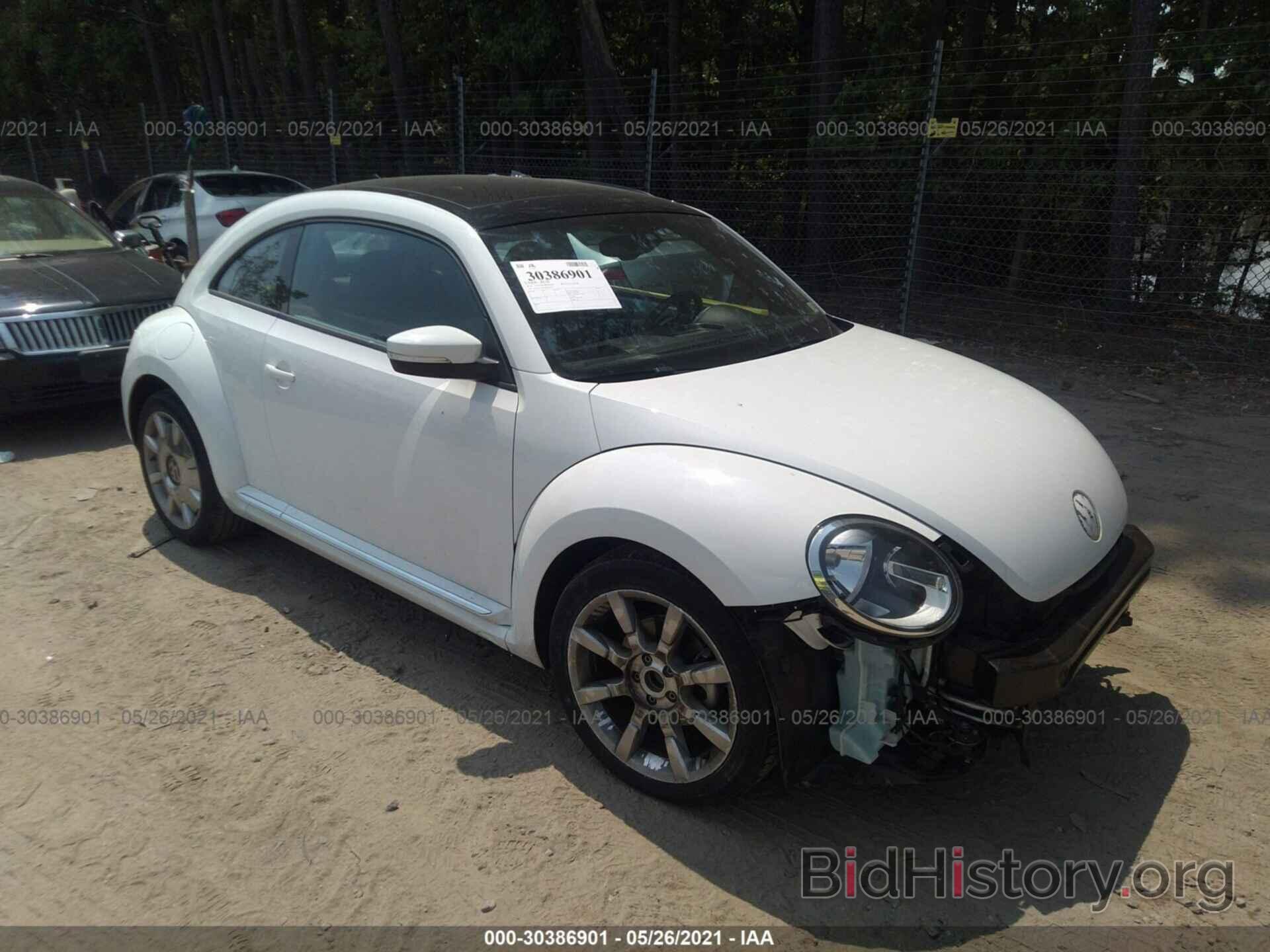 Photo 3VWJ17ATXGM637971 - VOLKSWAGEN BEETLE COUPE 2016