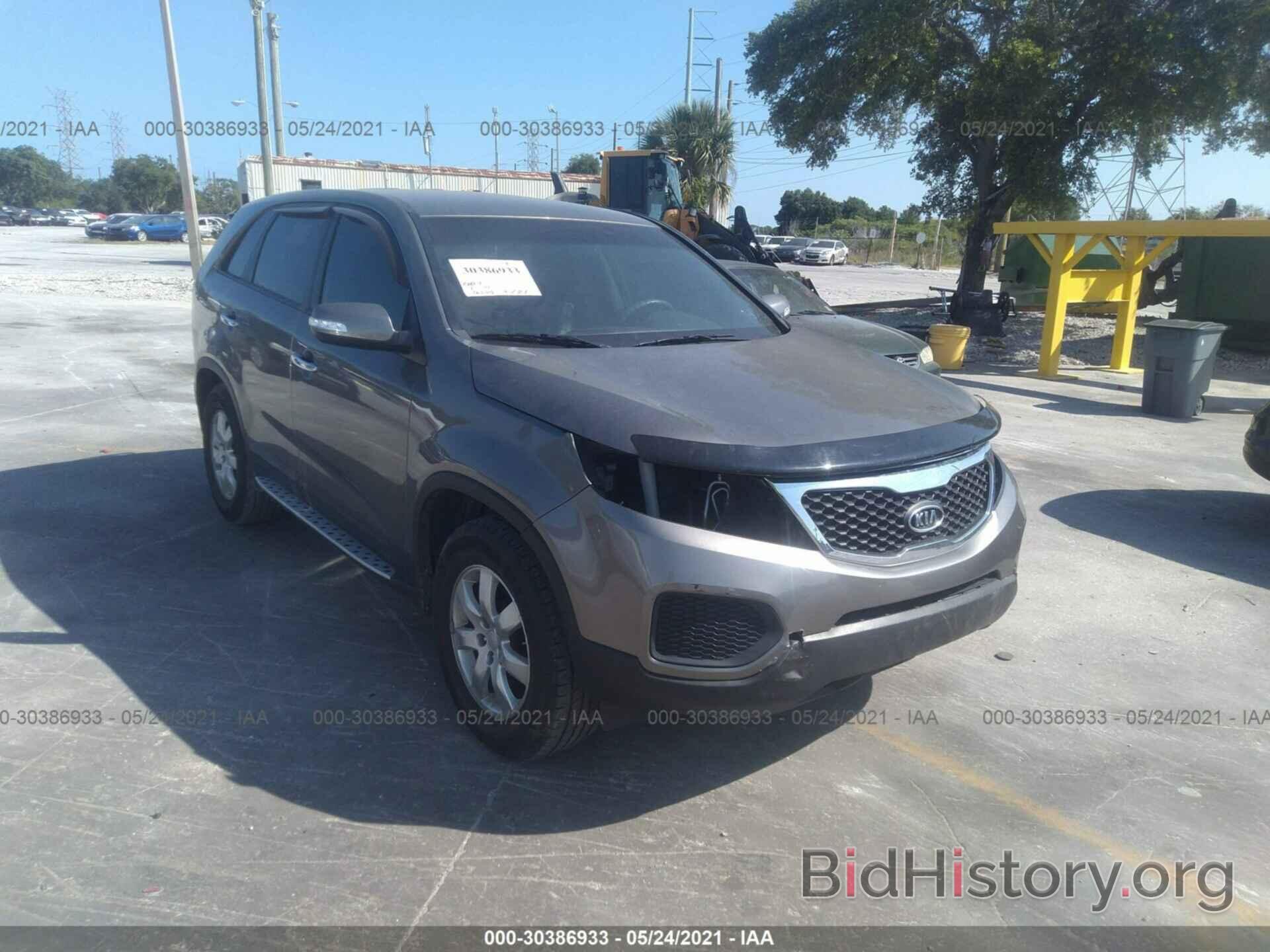 Photo 5XYKT3A14BG023786 - KIA SORENTO 2011