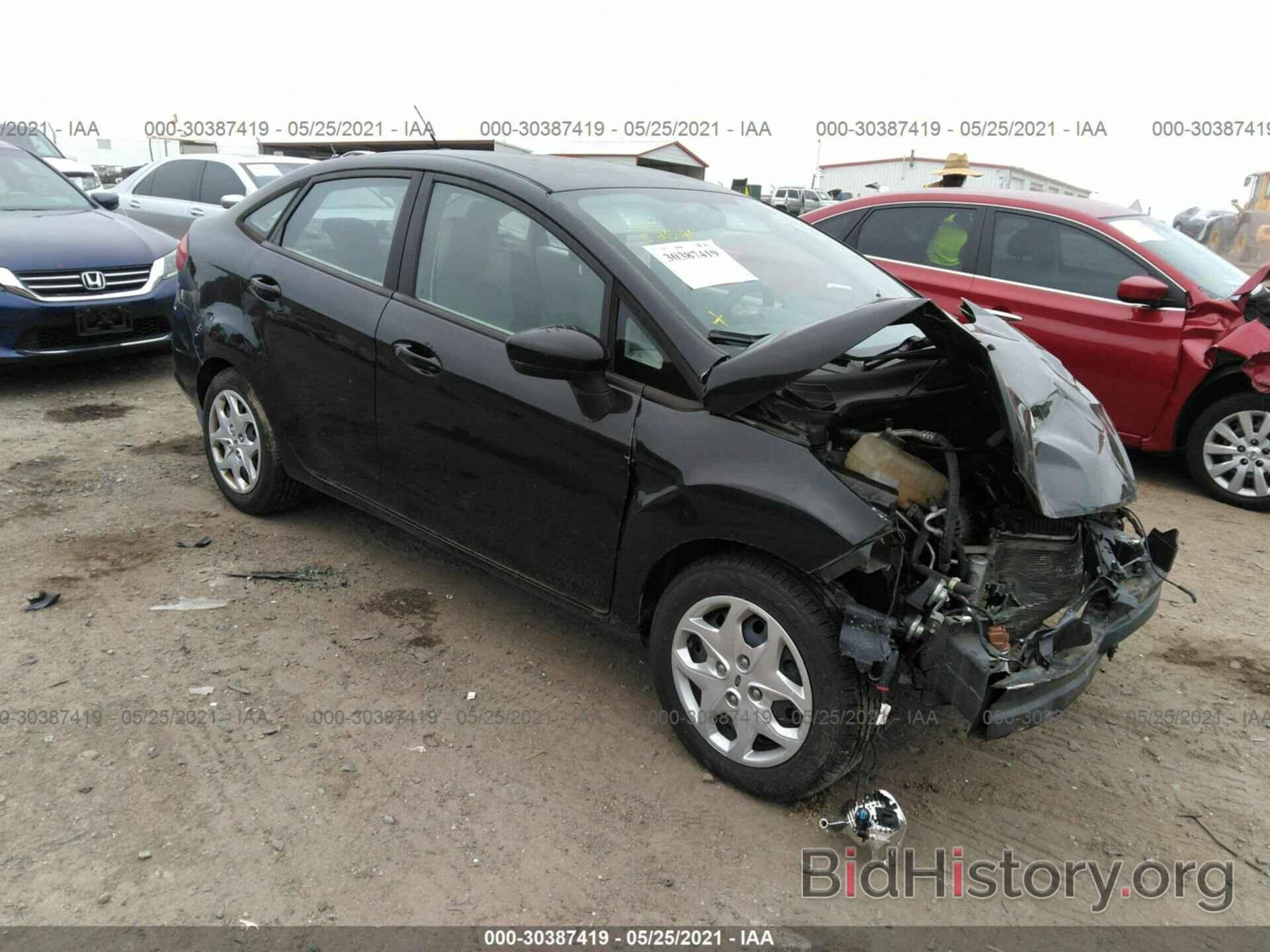 Photo 3FADP4AJ0DM192377 - FORD FIESTA 2013