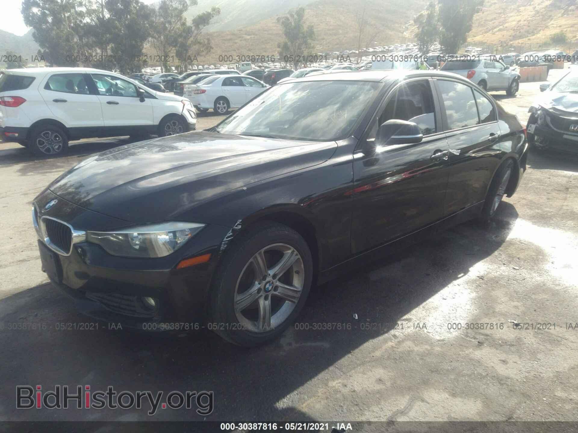2013 BMW 3 SERIES - VIN: WBA3B1C57DK128408 - Фото 2