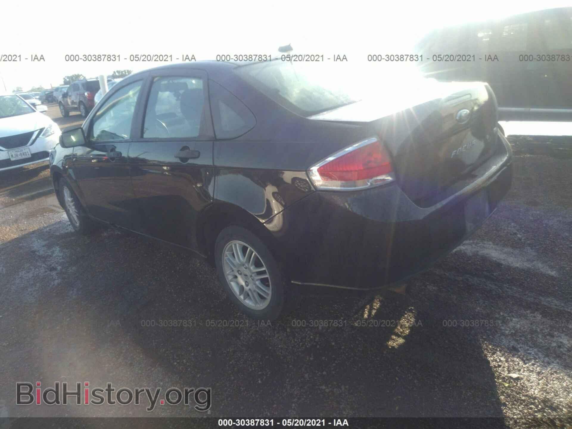 2011 FORD FOCUS - VIN: 1FAHP3FN6BW197460 - Фото 3