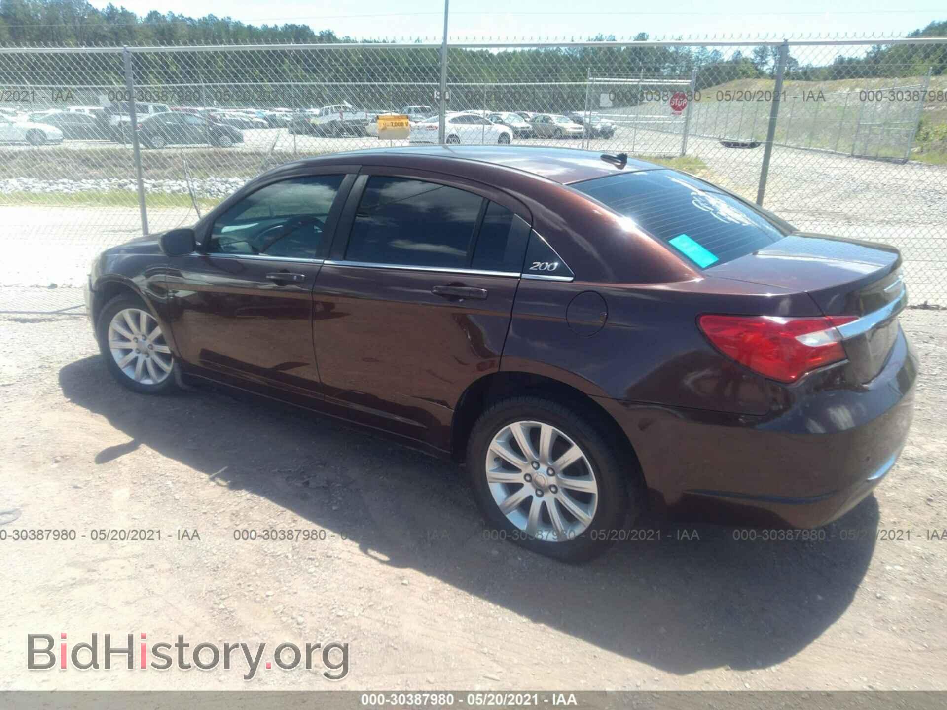 2013 CHRYSLER 200 - VIN: 1C3CCBBB8DN542555 - Photo 3