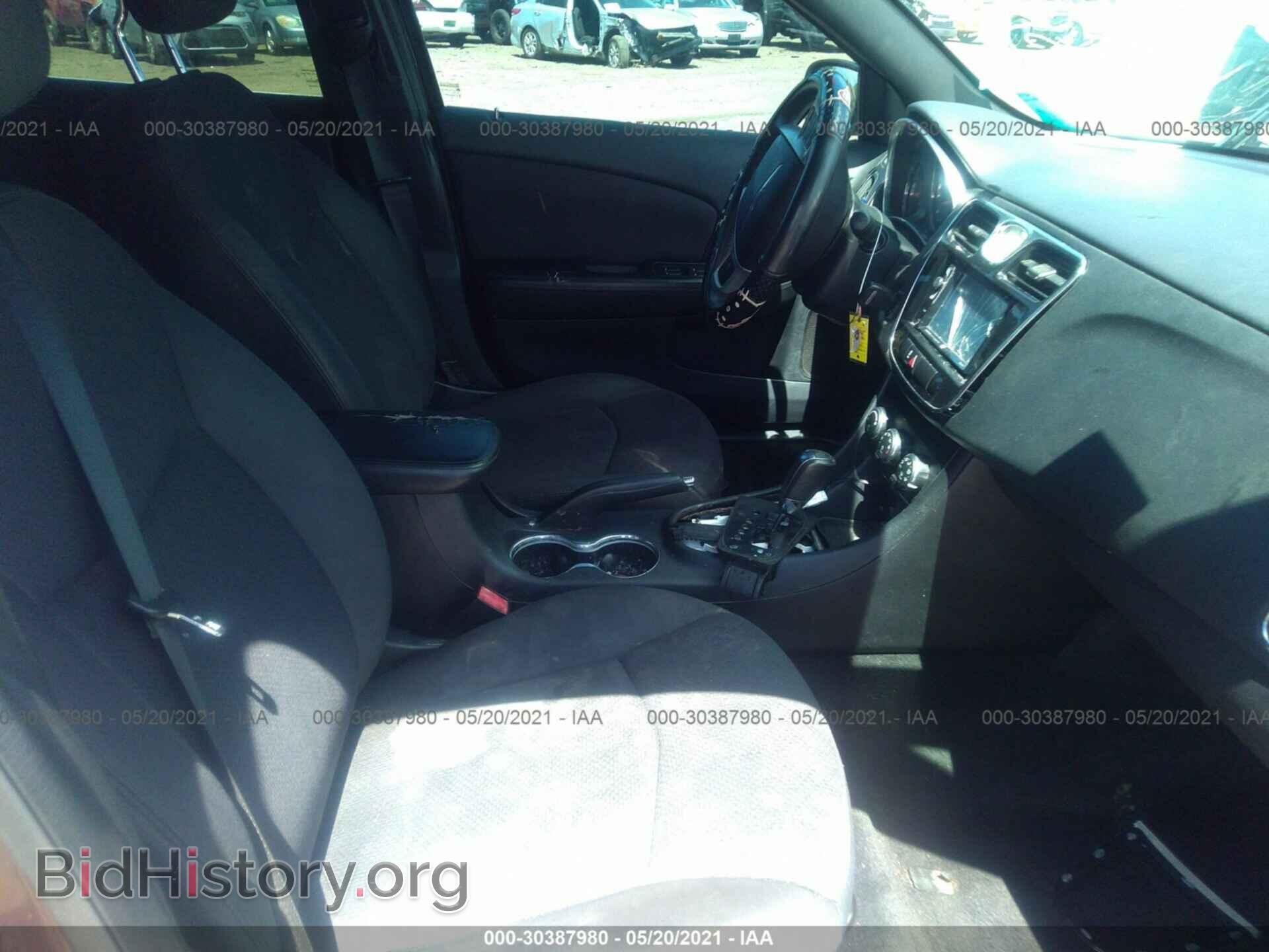 2013 CHRYSLER 200 - VIN: 1C3CCBBB8DN542555 - Photo 5