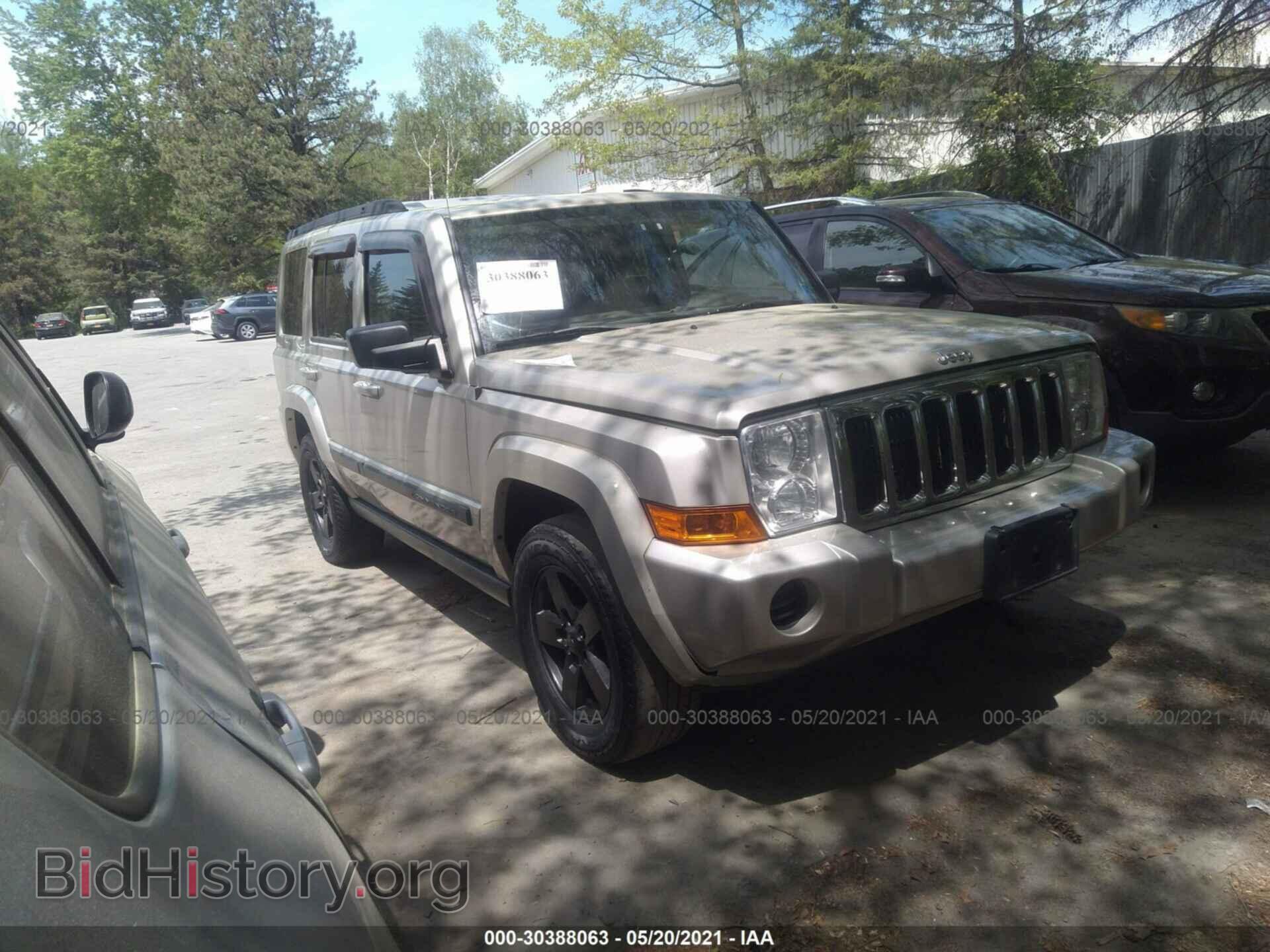Photo 1J8HG48K57C654134 - JEEP COMMANDER 2007