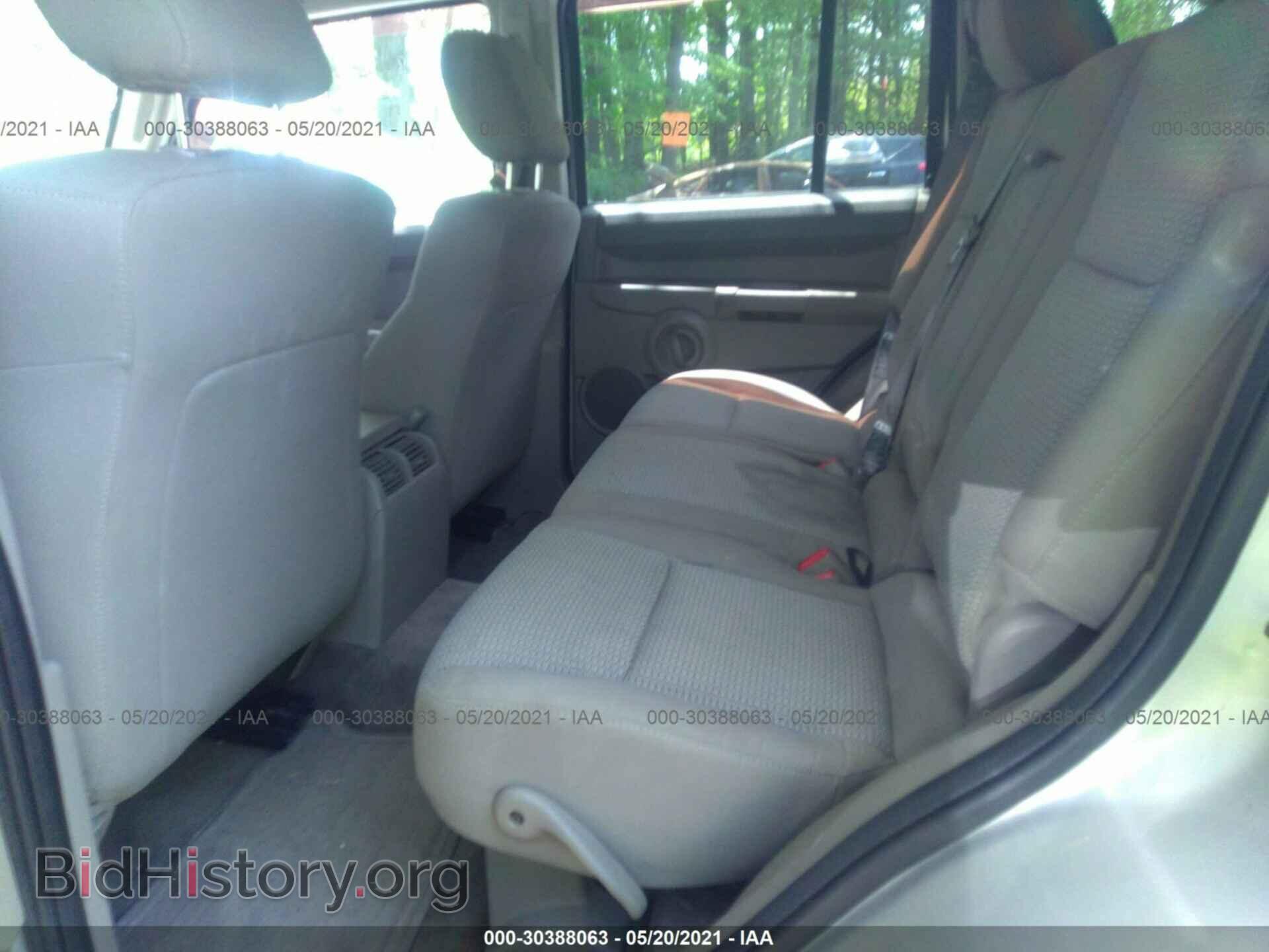 2007 JEEP COMMANDER - VIN: 1J8HG48K57C654134 - Фото 8