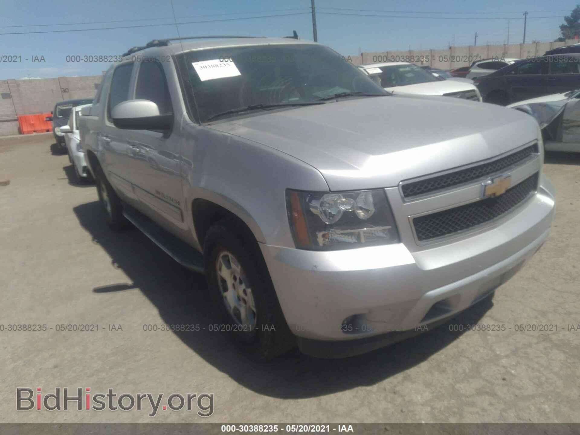 Фотография 3GNMCEE09BG127544 - CHEVROLET AVALANCHE 2011