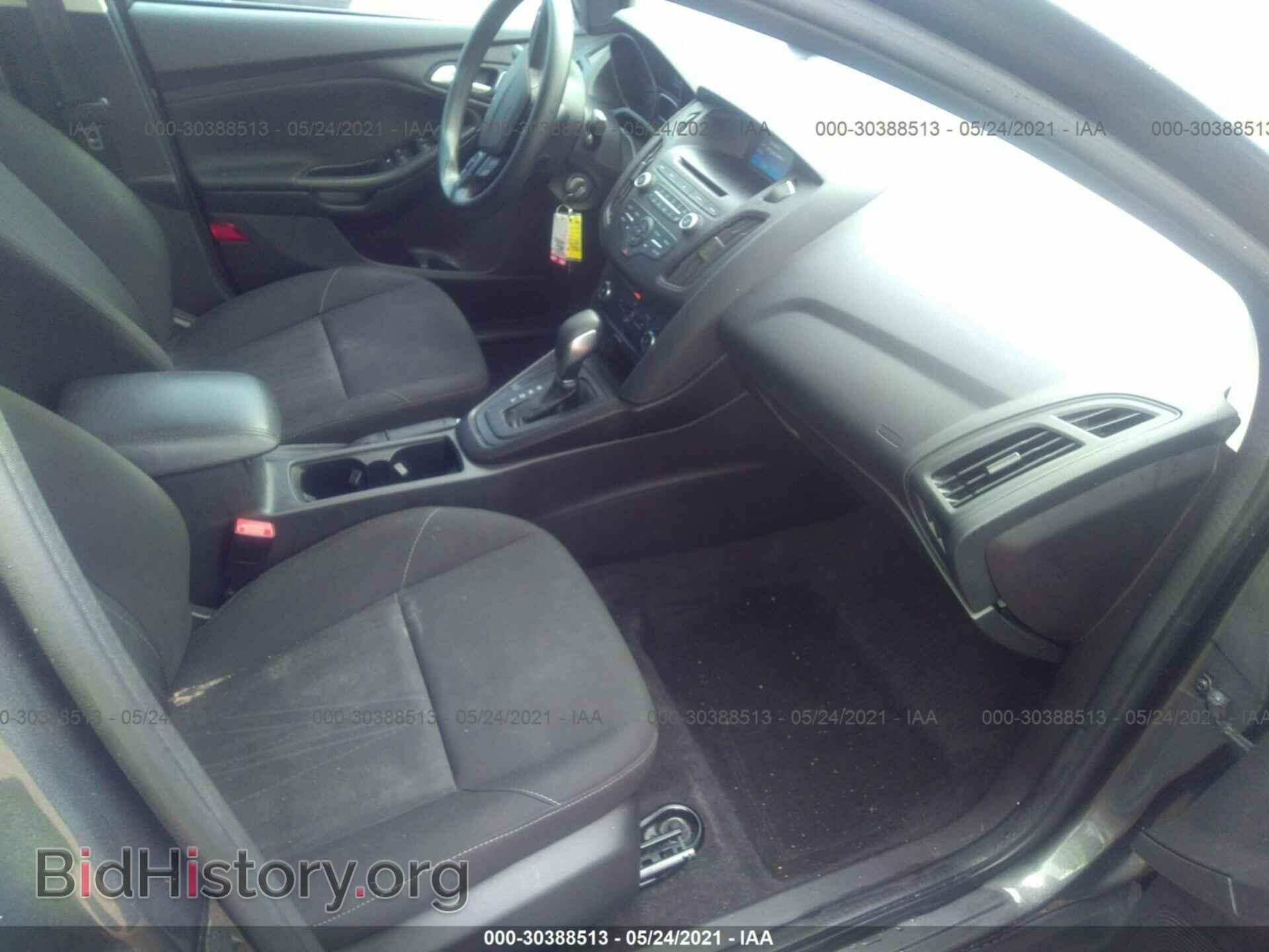 2017 FORD FOCUS - VIN: 1FADP3F23HL328519 - Photo 5