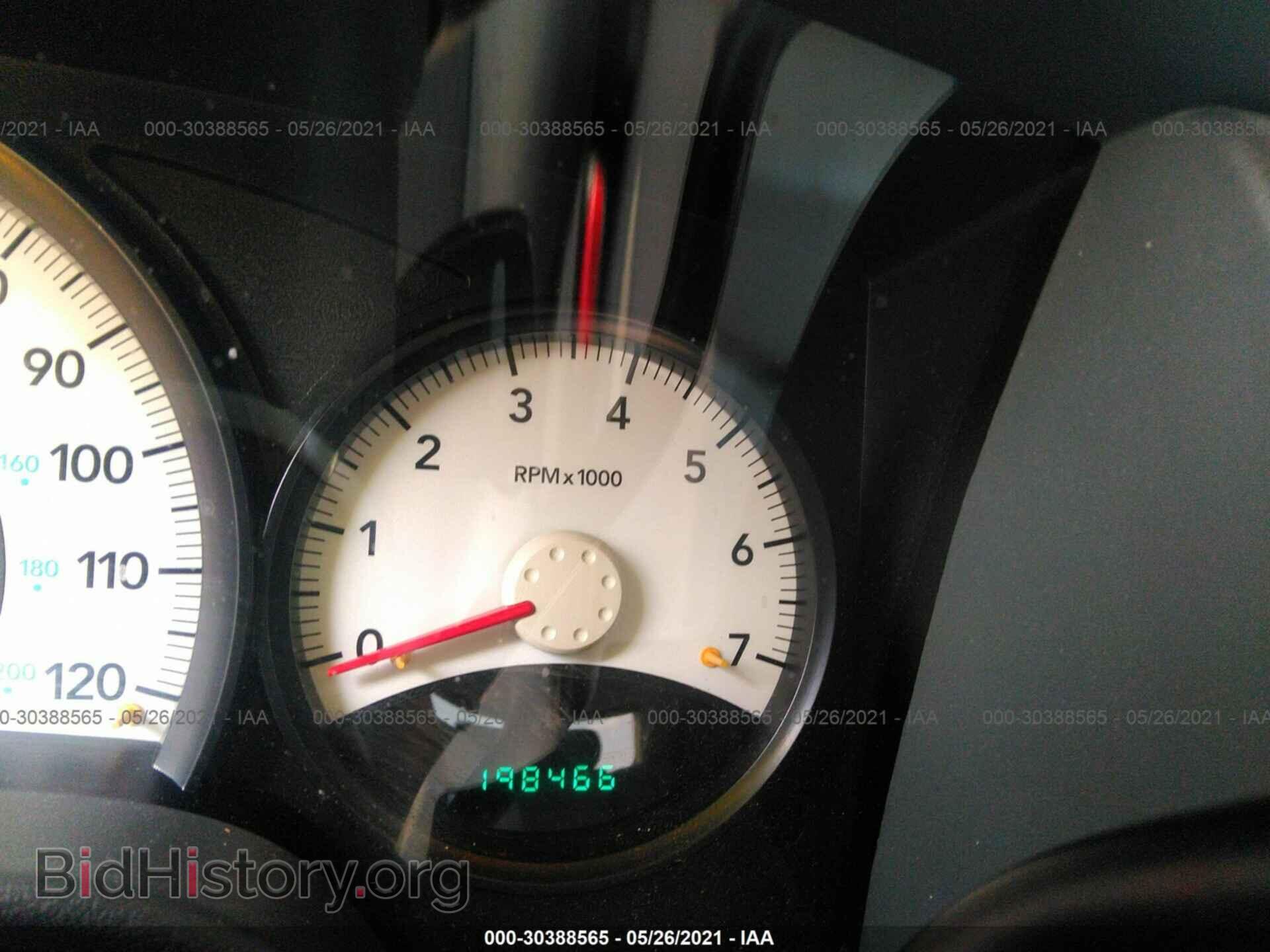 2008 DODGE DURANGO - VIN: 1D8HB38N18F156332 - Фото 7